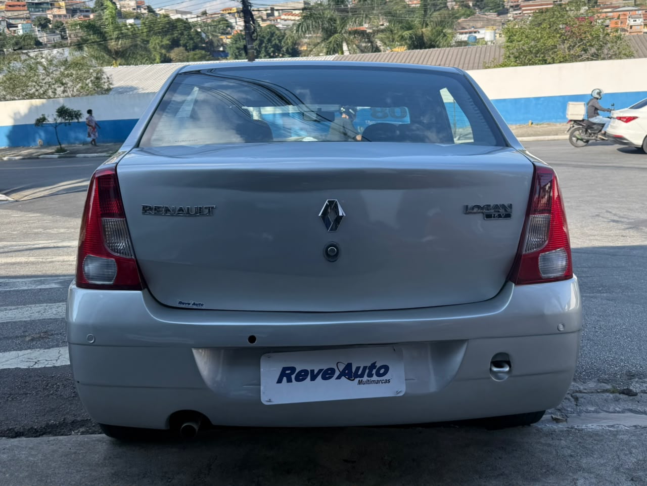 RENAULT LOGAN