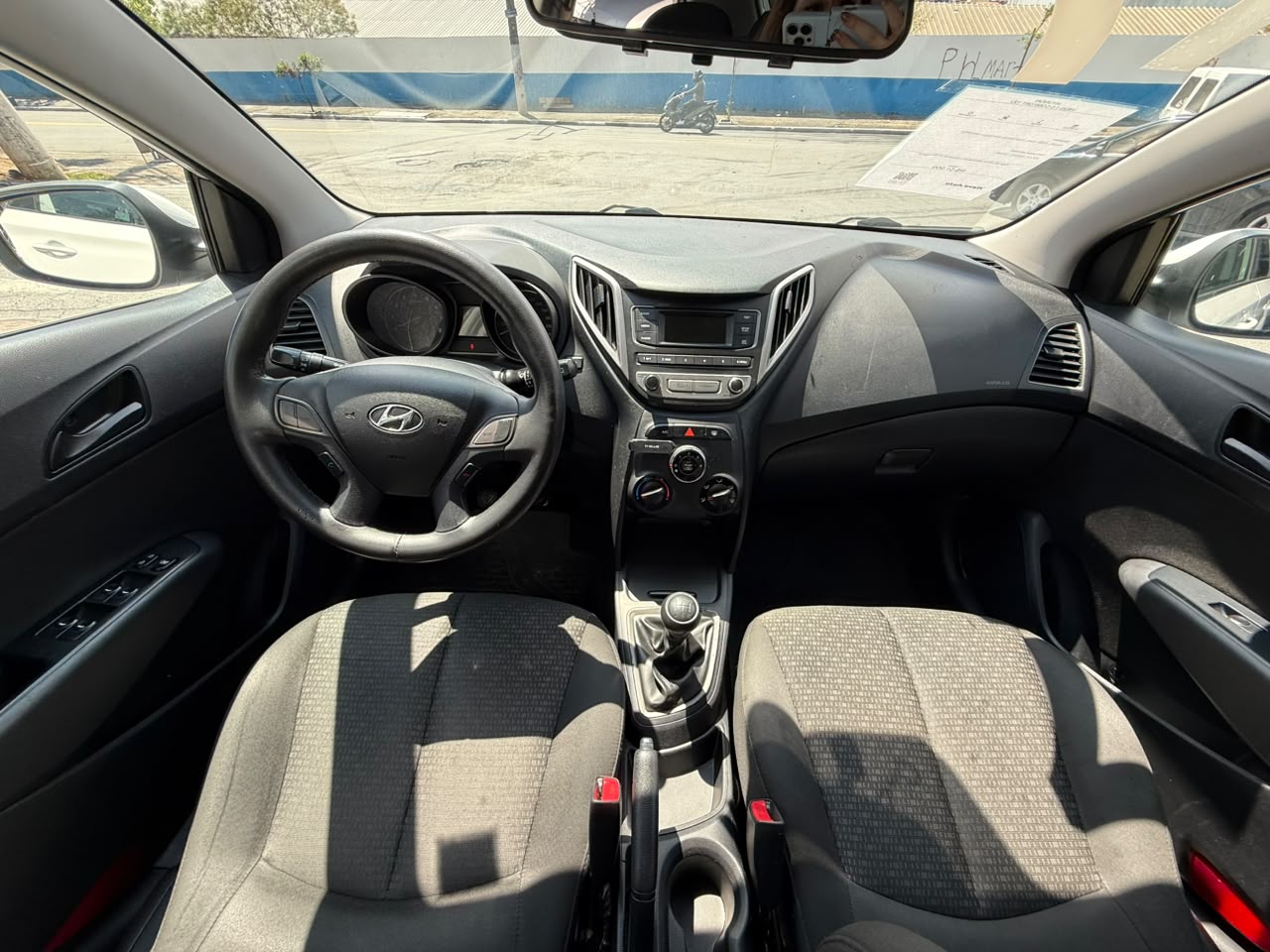 HYUNDAI HB20