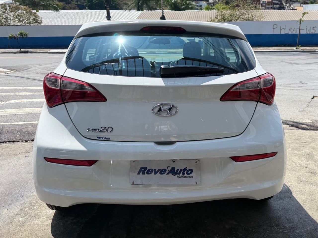 HYUNDAI HB20