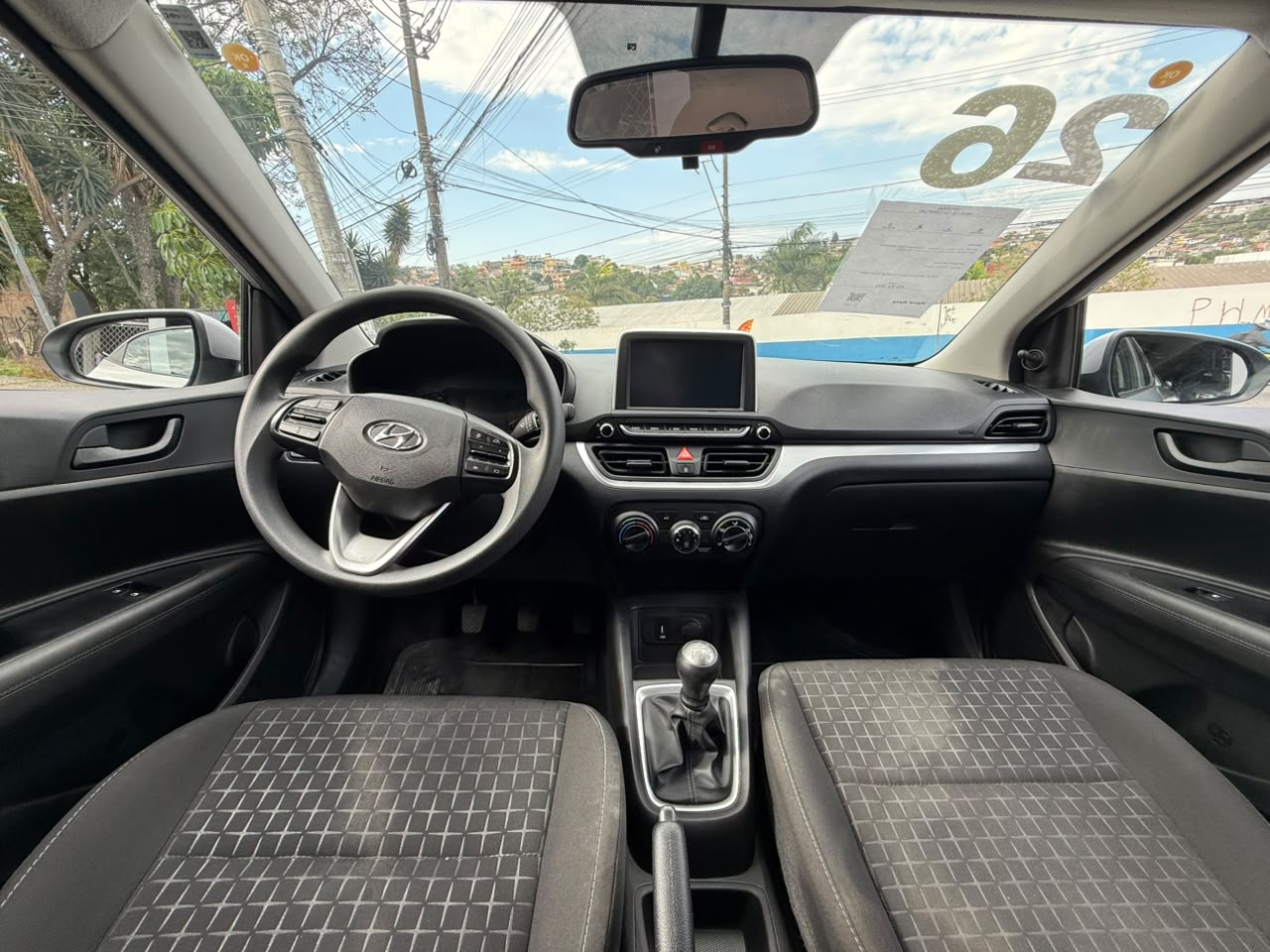 HYUNDAI HB20