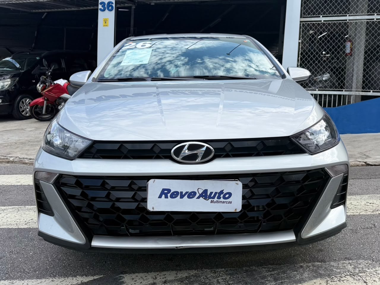 HYUNDAI HB20