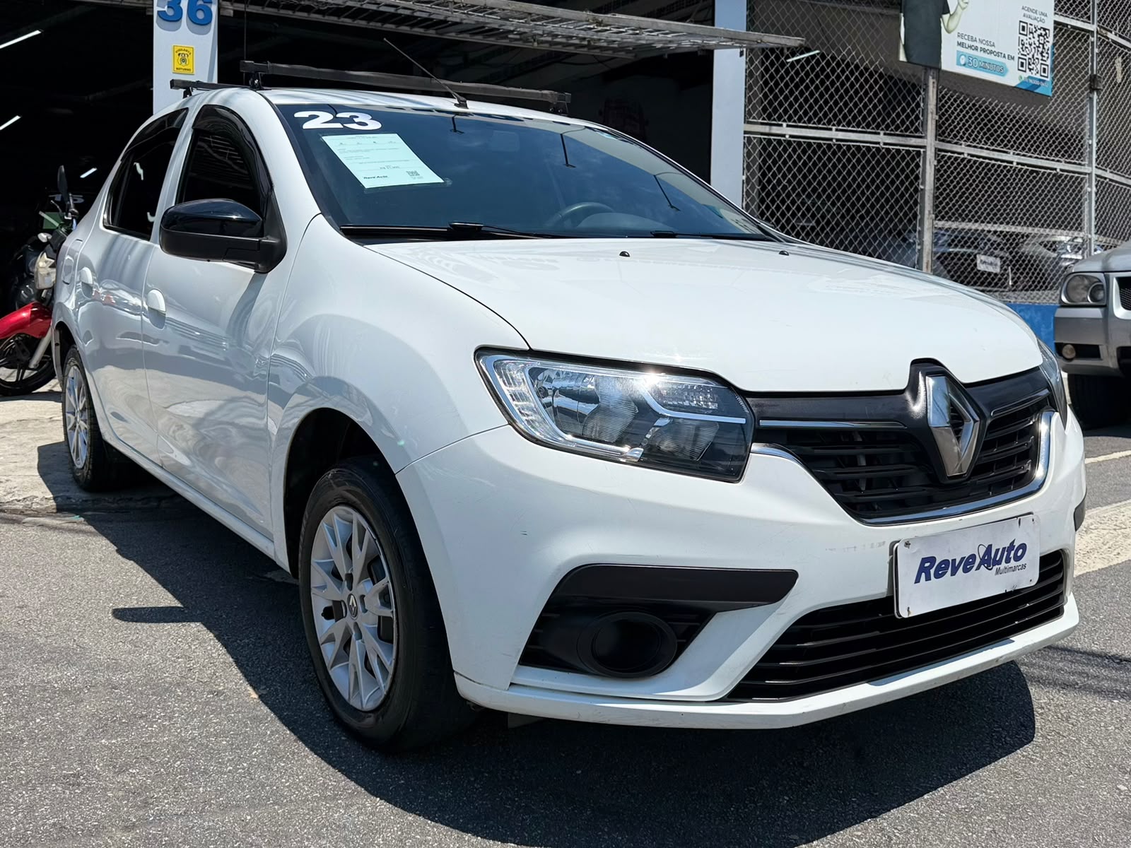 RENAULT LOGAN