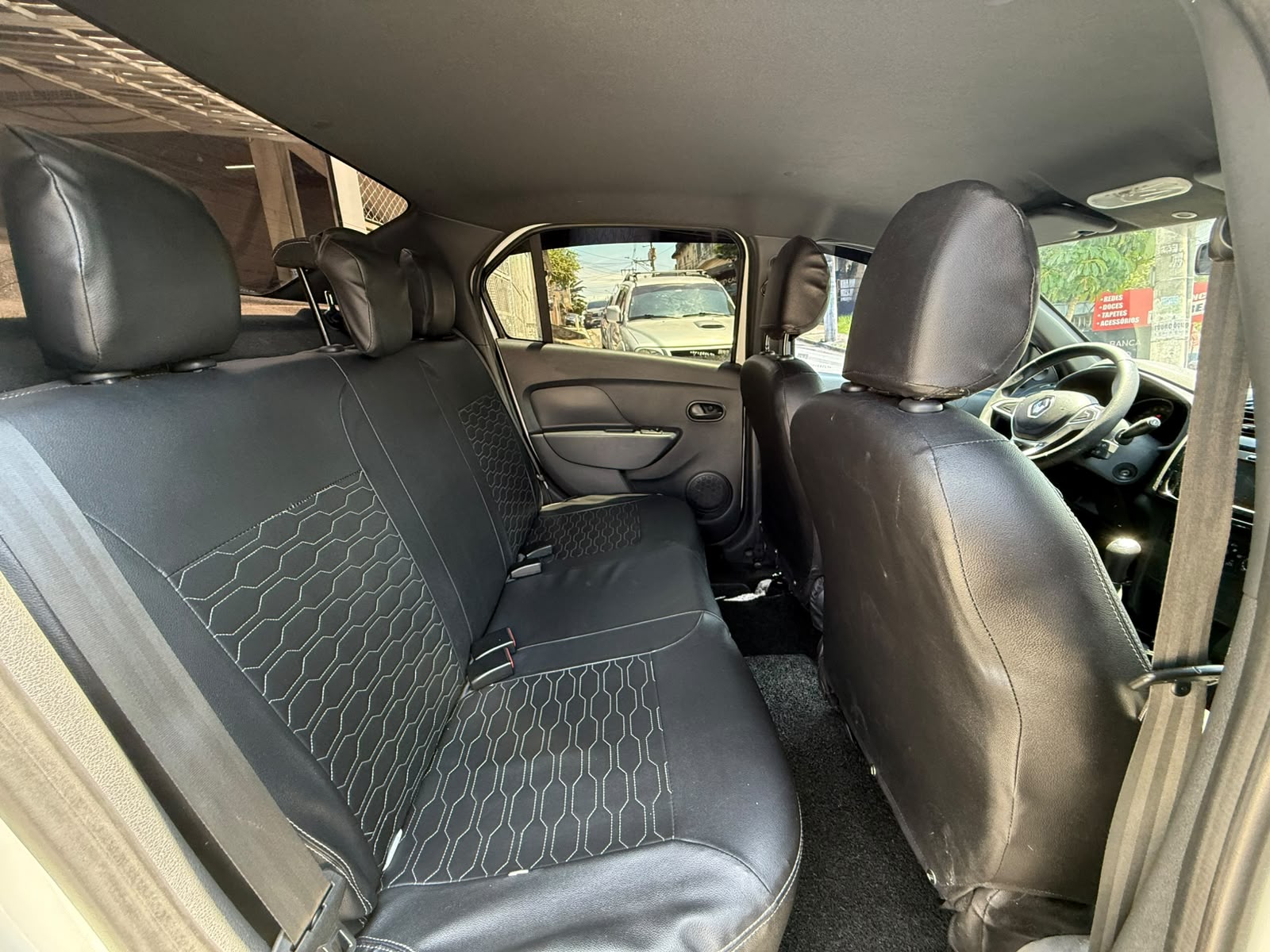 RENAULT LOGAN