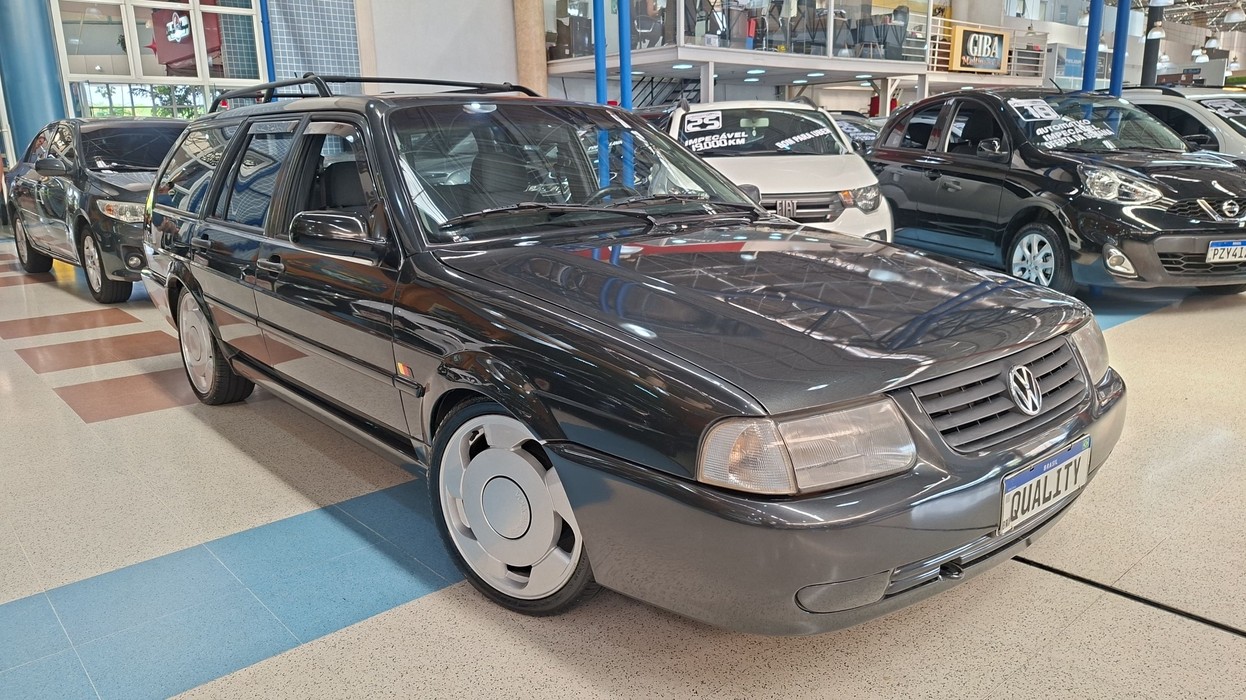 VOLKSWAGEN QUANTUM