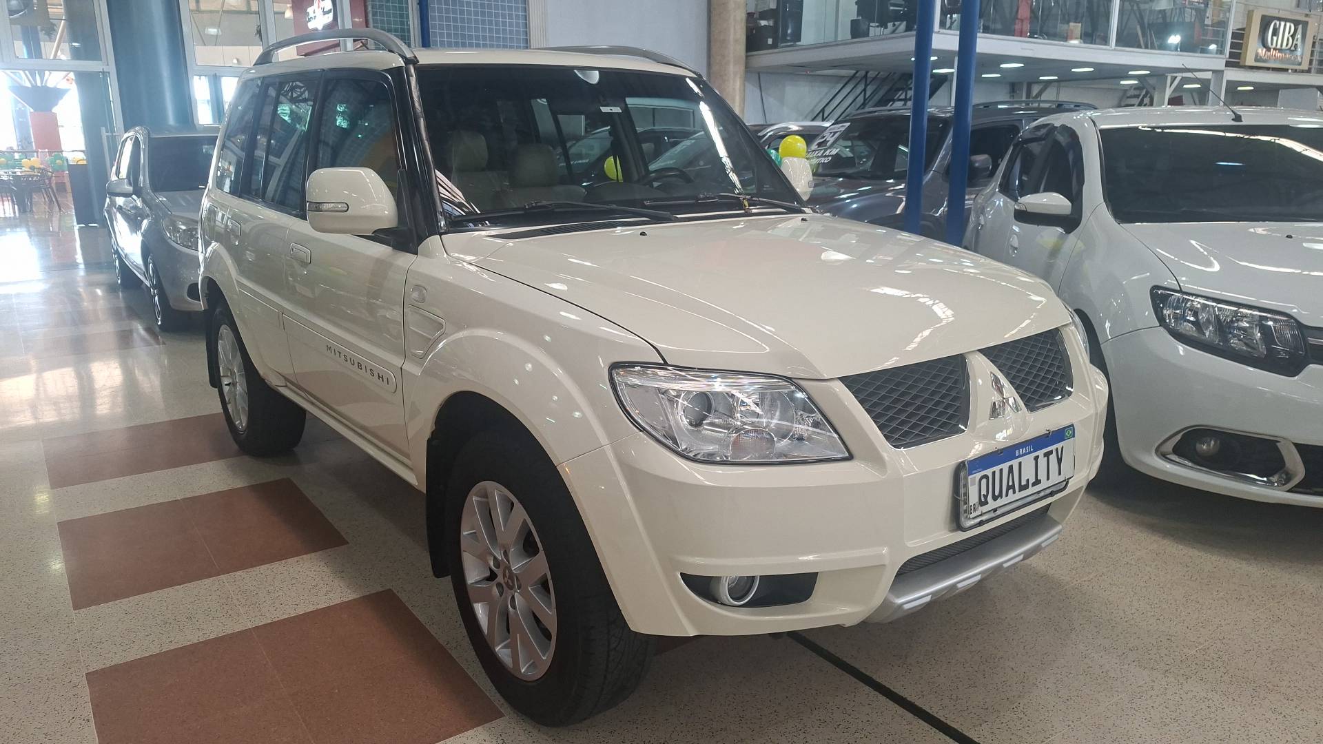 MITSUBISHI PAJERO TR4