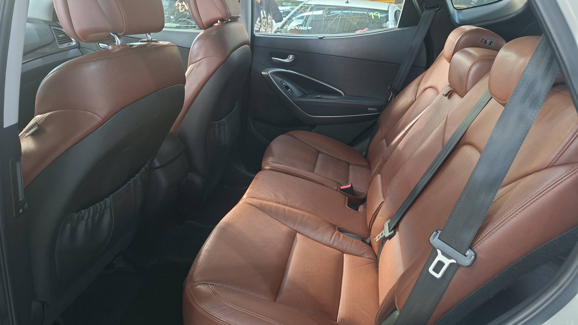 HYUNDAI GRAND SANTA FE