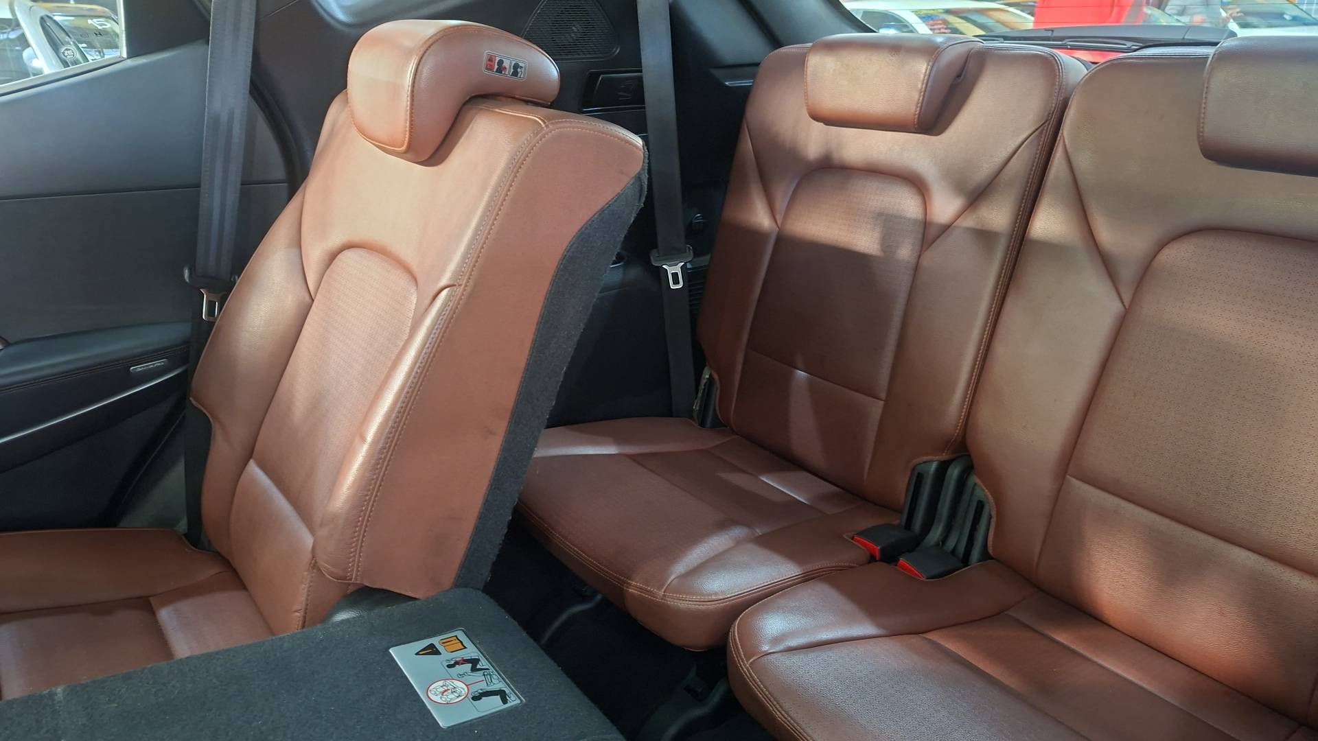 HYUNDAI GRAND SANTA FE