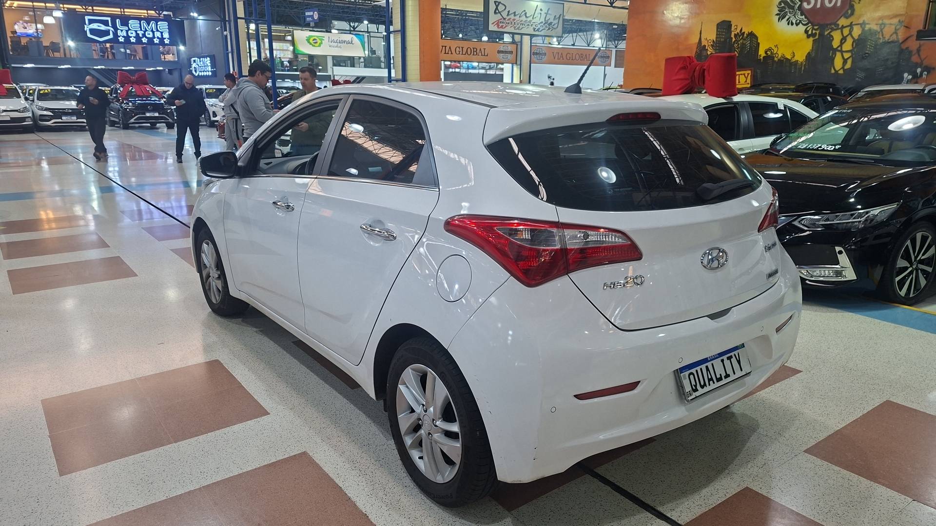 HYUNDAI HB20