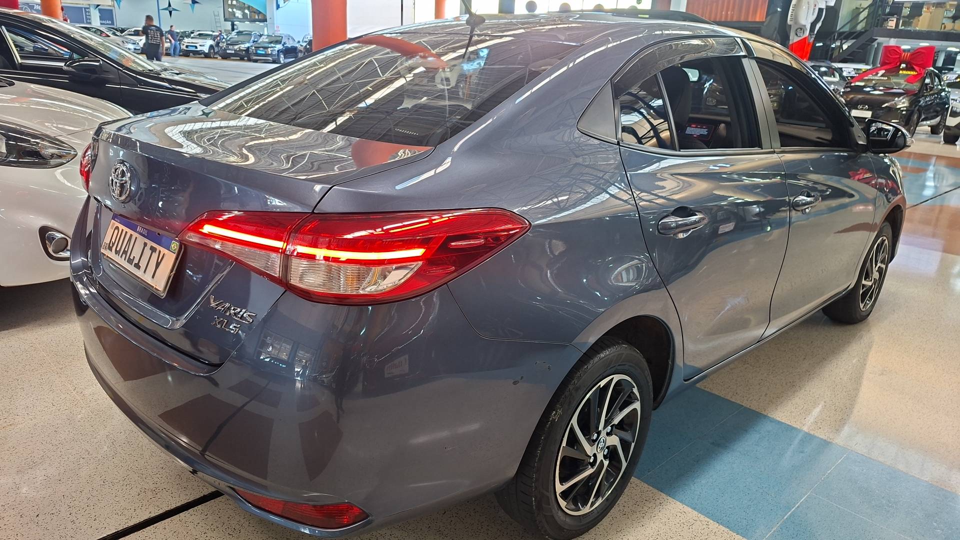 TOYOTA YARIS