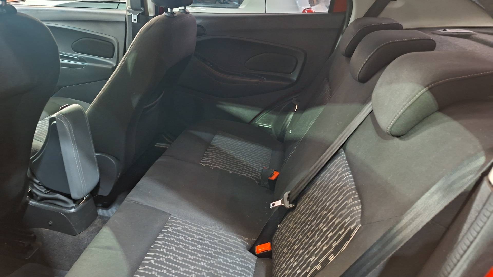 FORD KA +