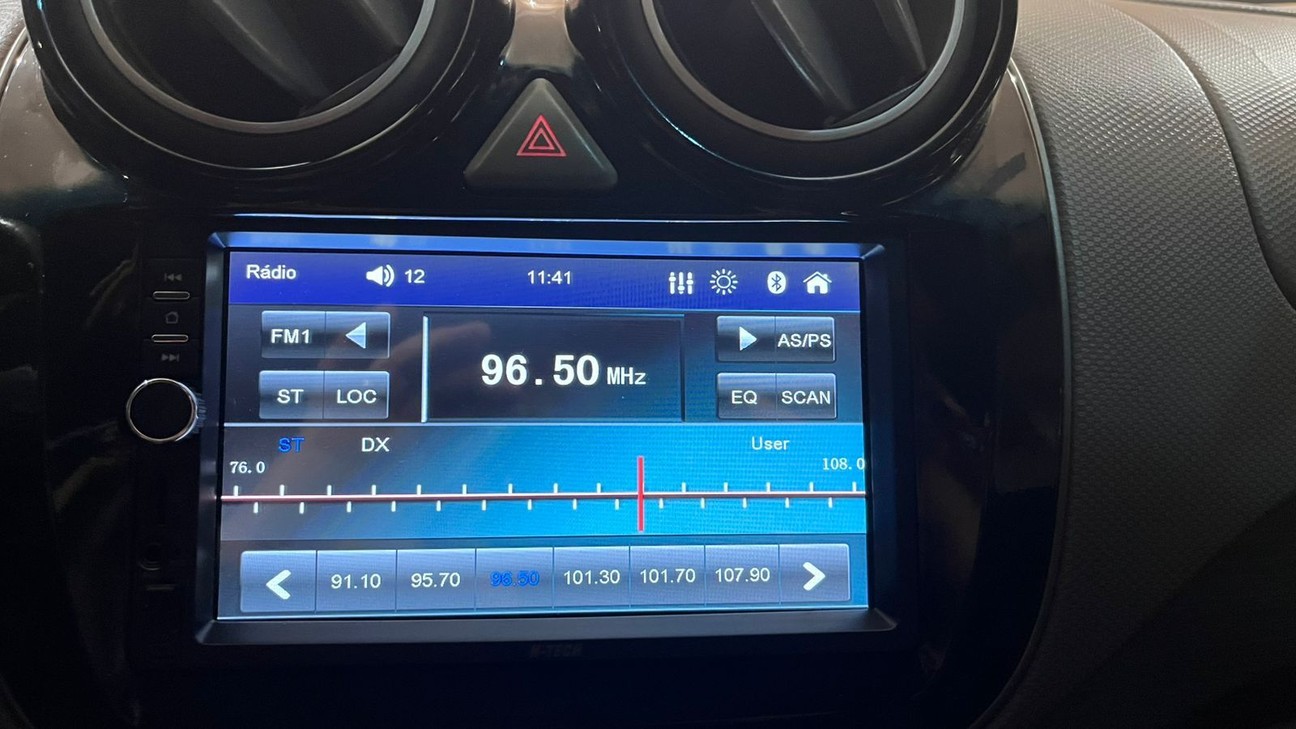 Car Image 10