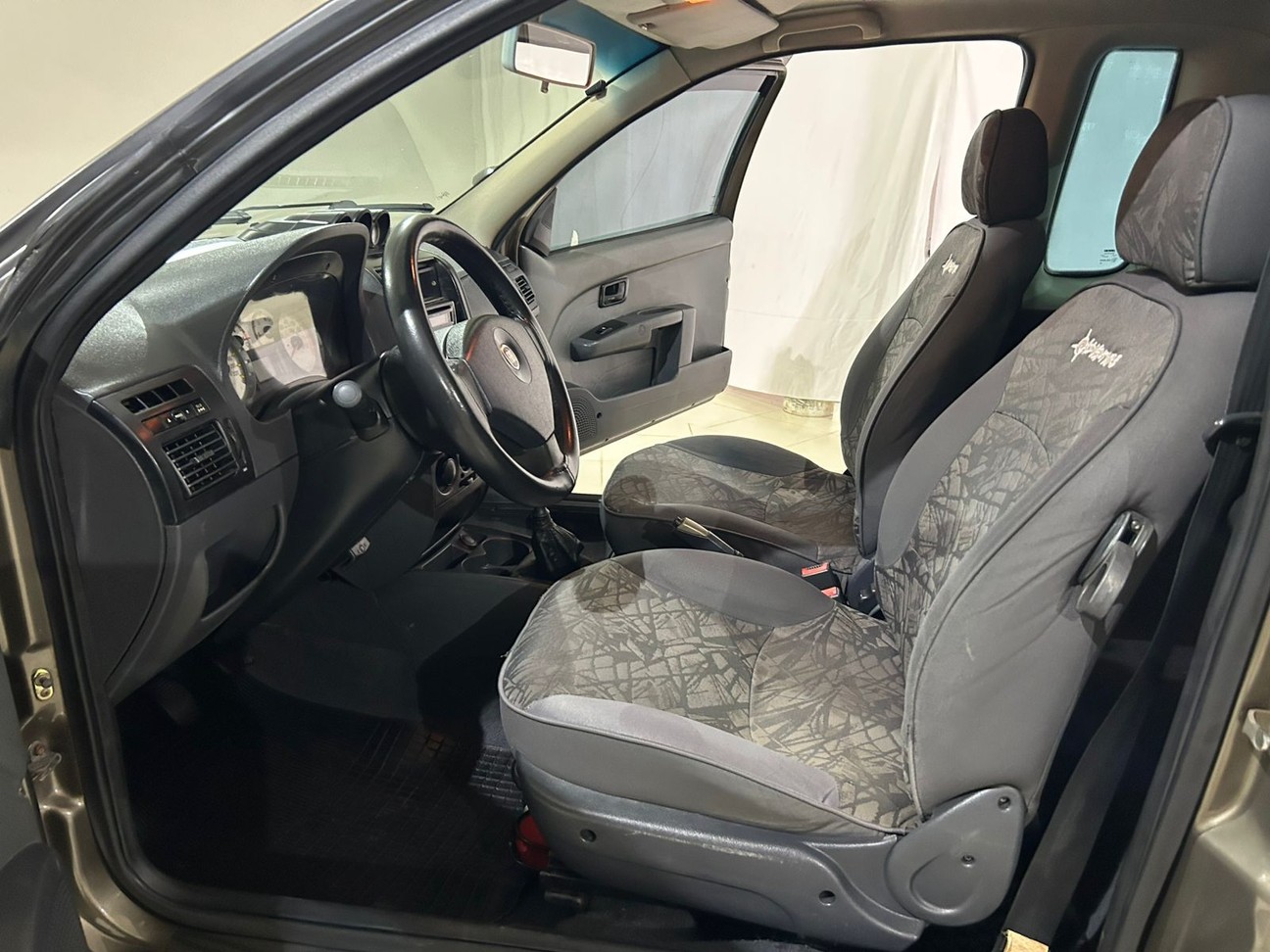 FIAT STRADA 1.8 MPI ADVENTURE CE 8V