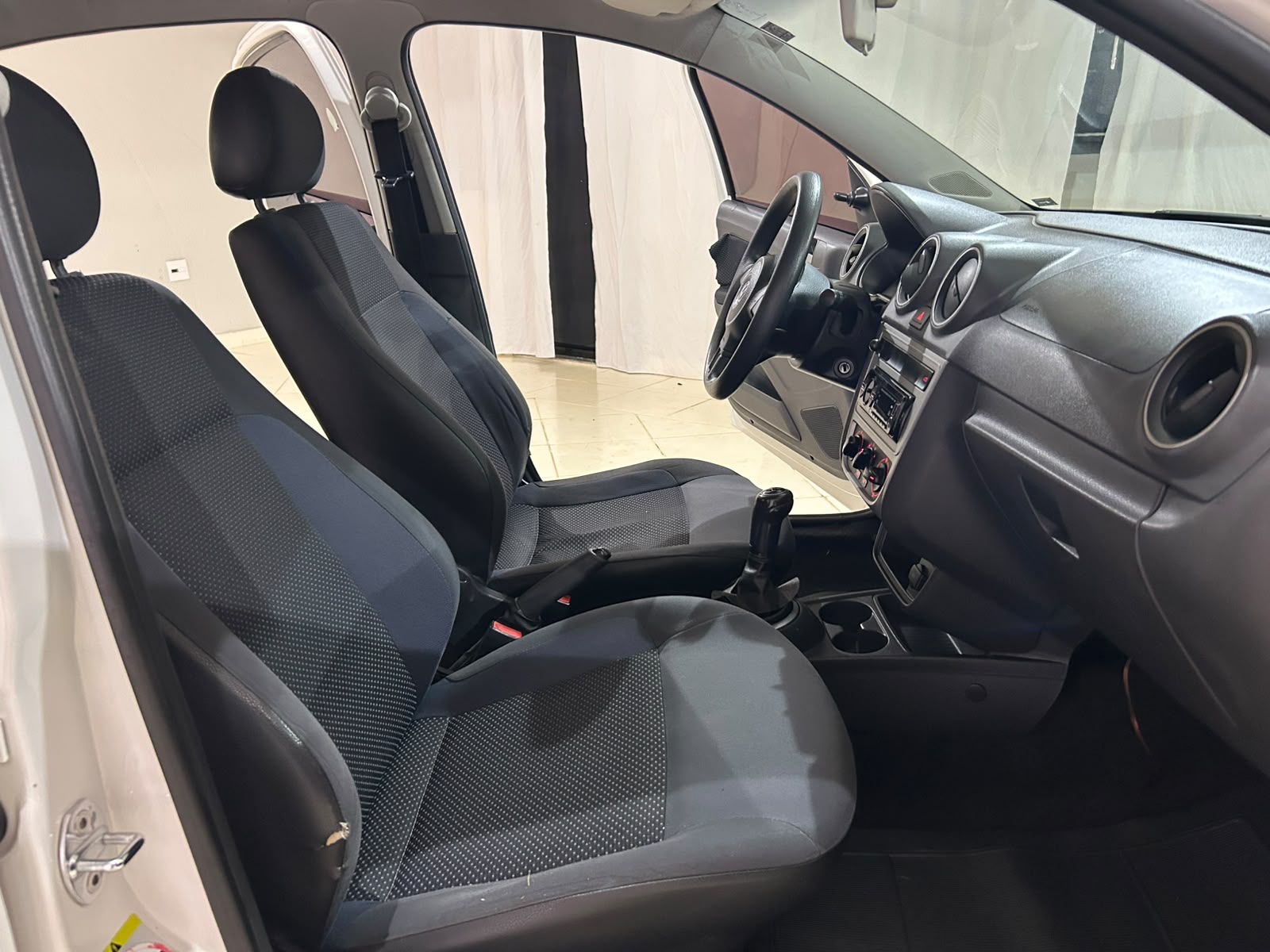 VOLKSWAGEN VOYAGE