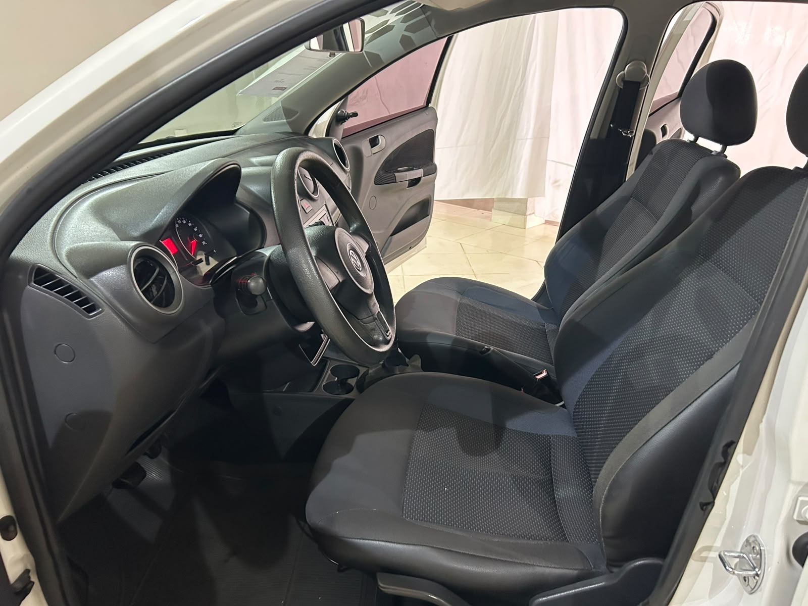 VOLKSWAGEN VOYAGE
