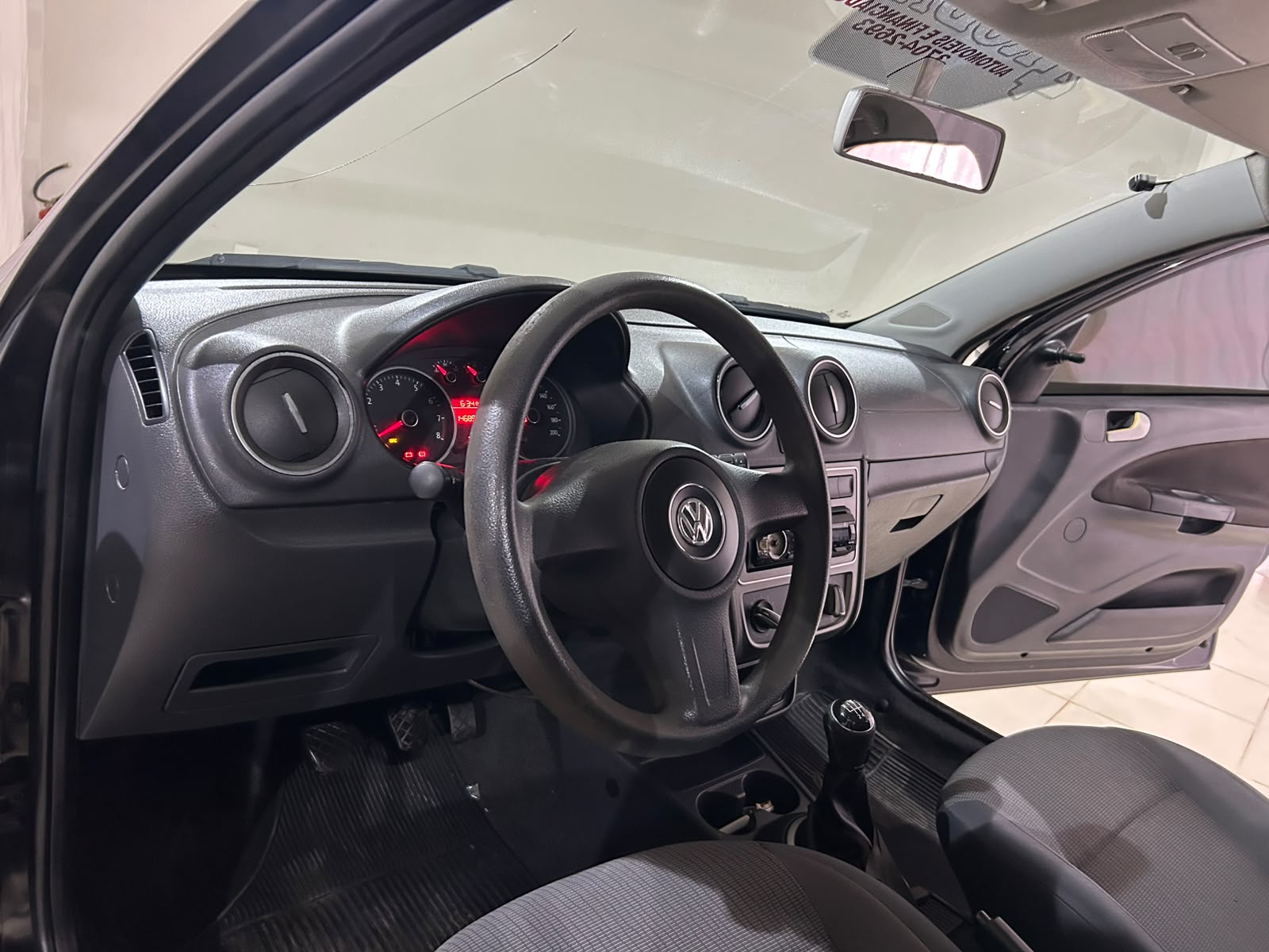 VOLKSWAGEN VOYAGE