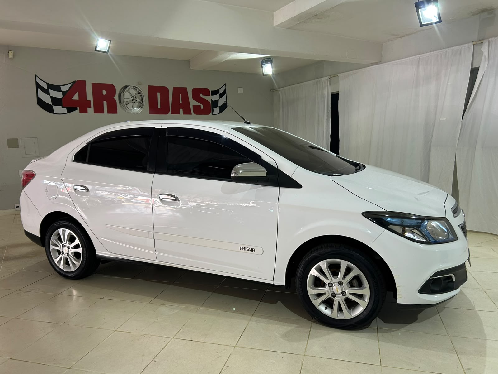 CHEVROLET PRISMA