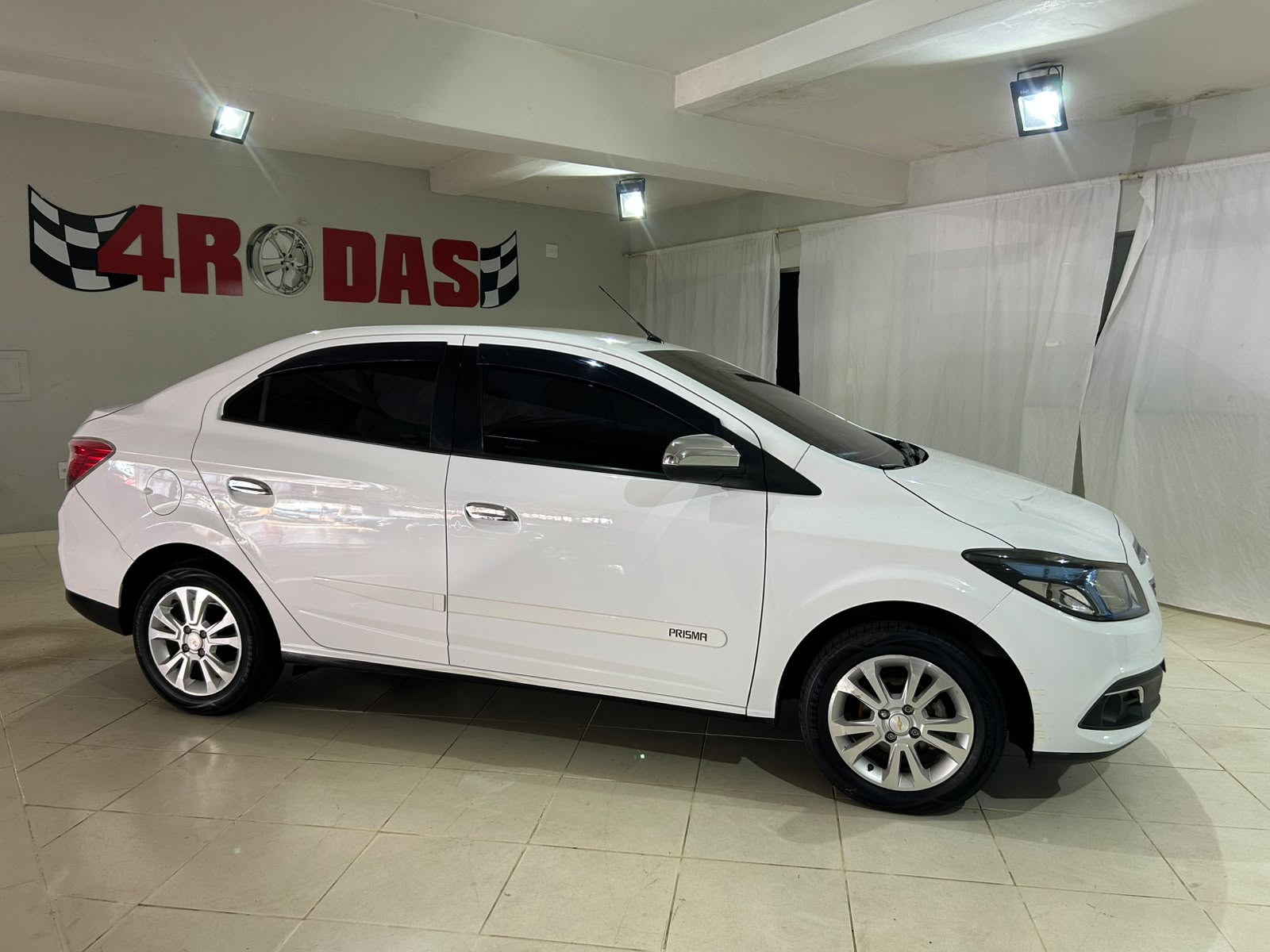 CHEVROLET PRISMA