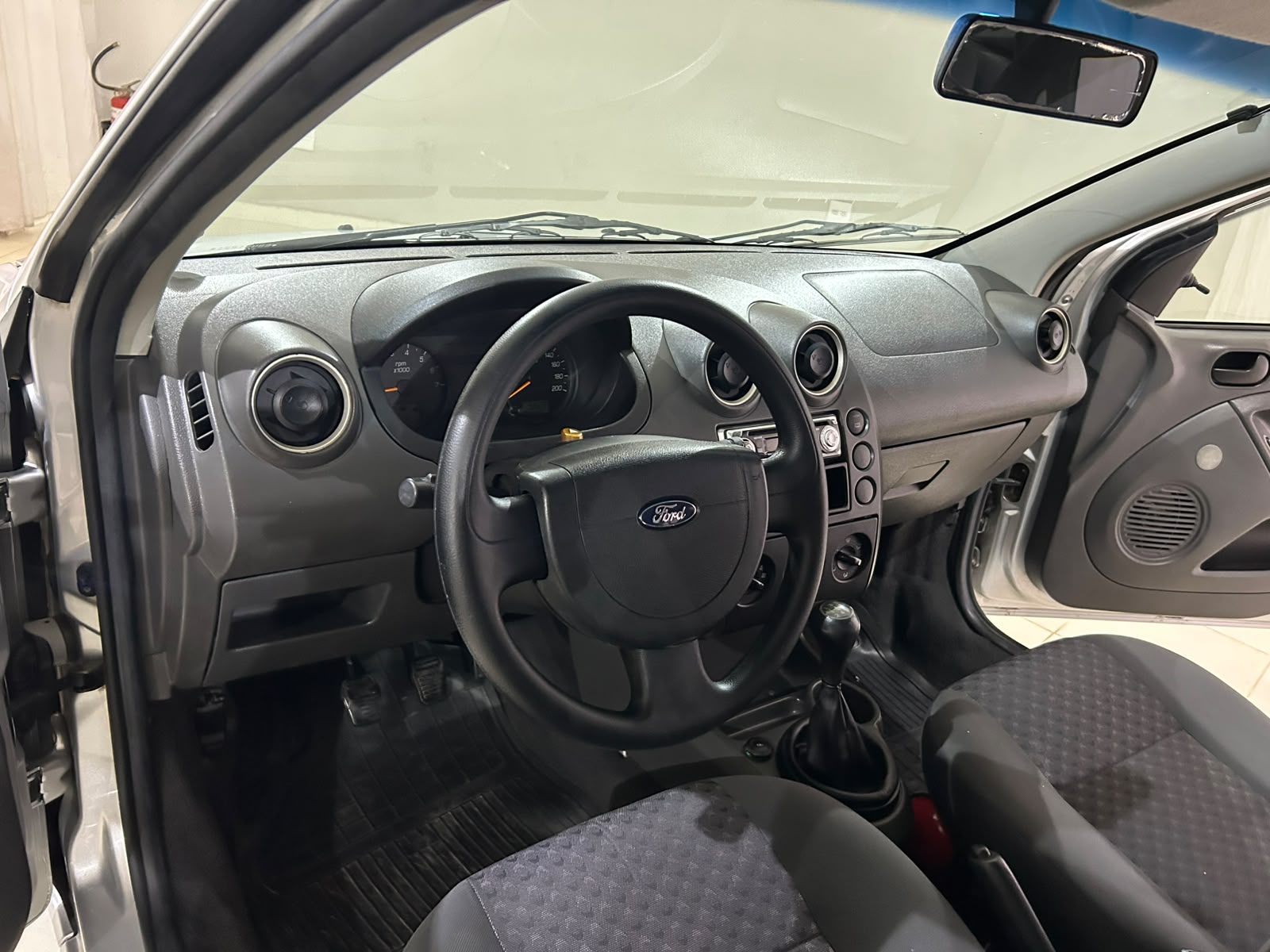 FORD FIESTA