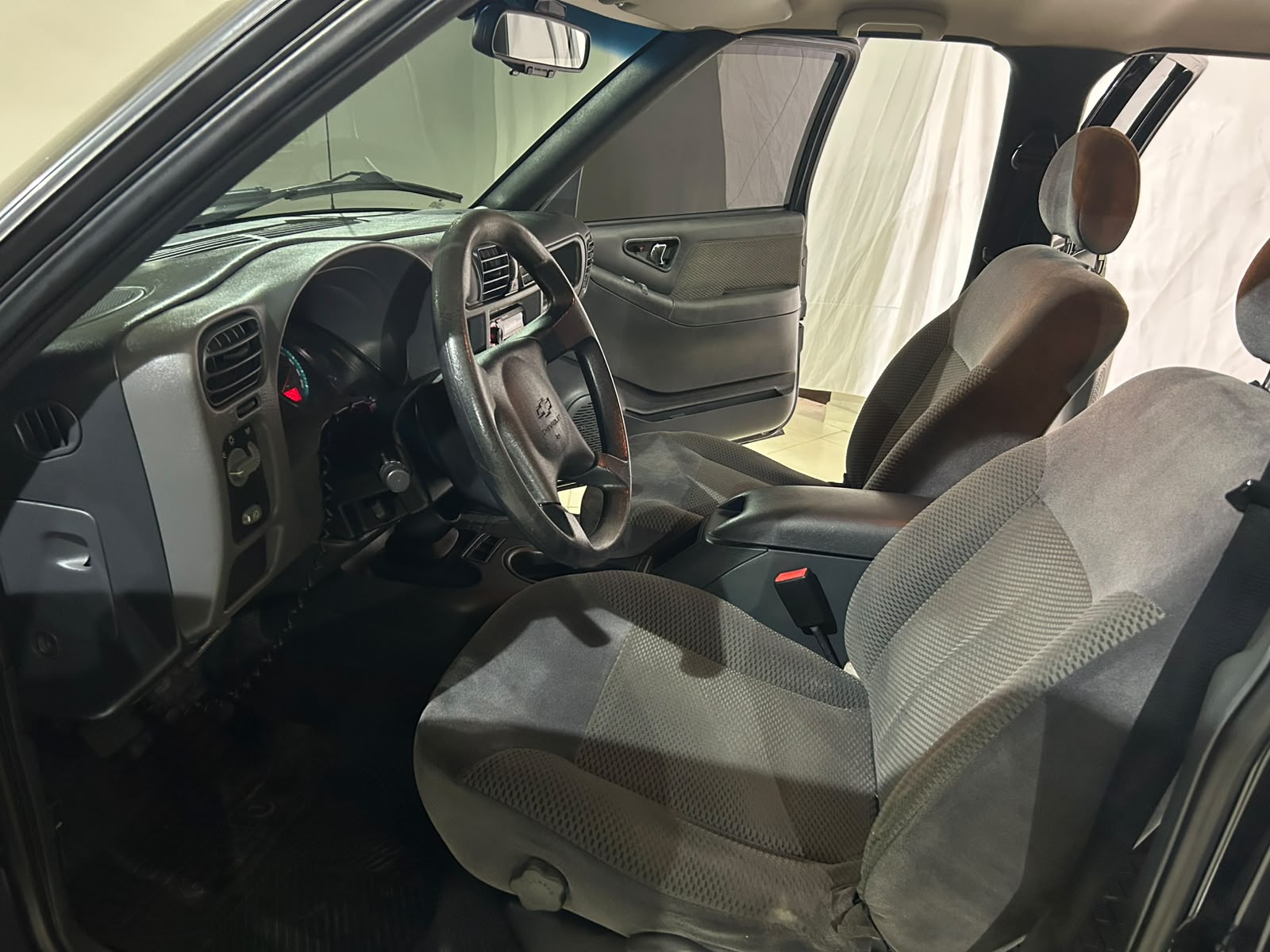 CHEVROLET S10