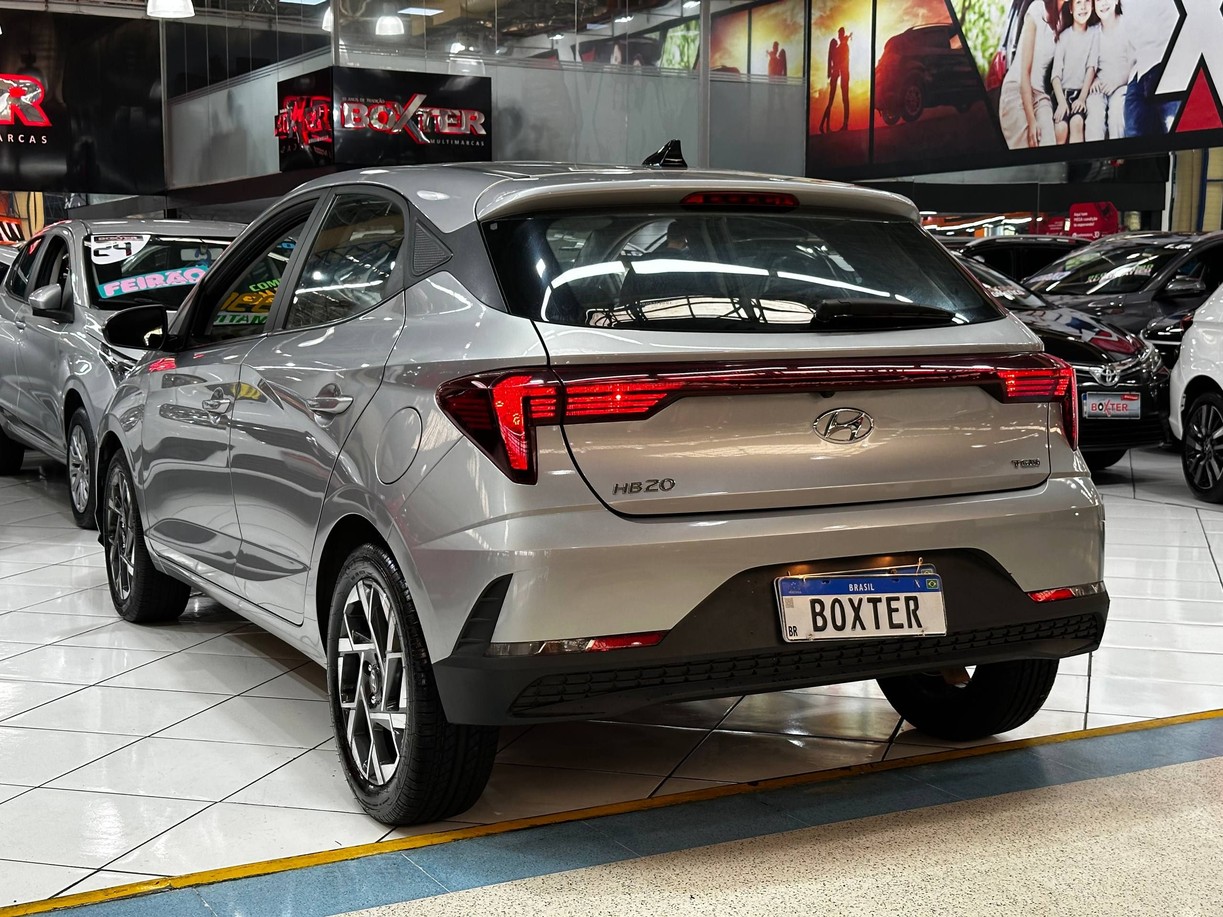 HYUNDAI HB20