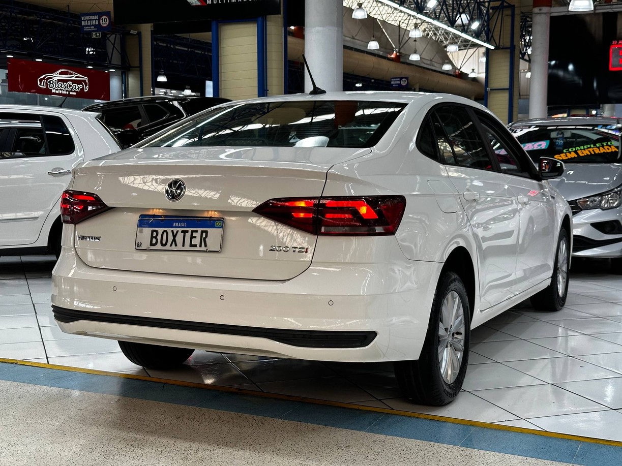 VOLKSWAGEN VIRTUS