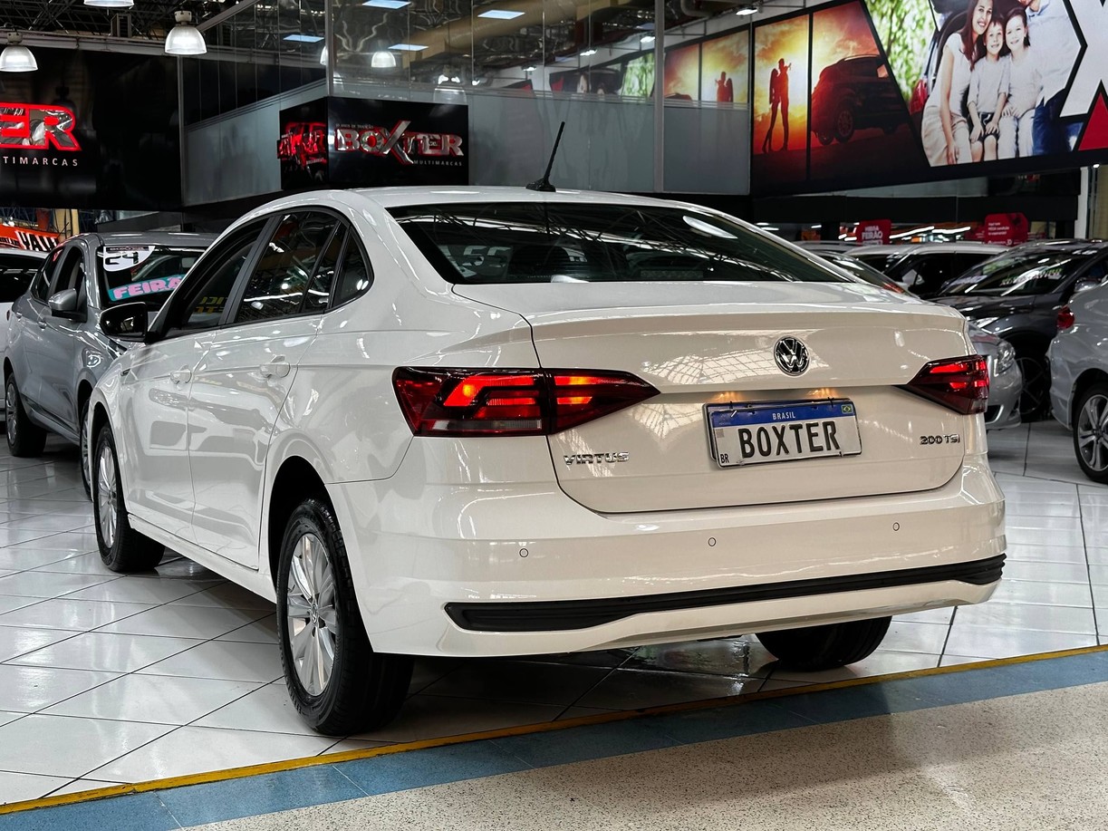 VOLKSWAGEN VIRTUS