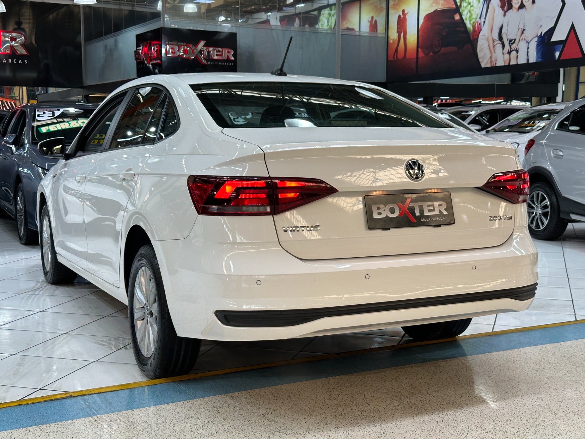 VOLKSWAGEN VIRTUS