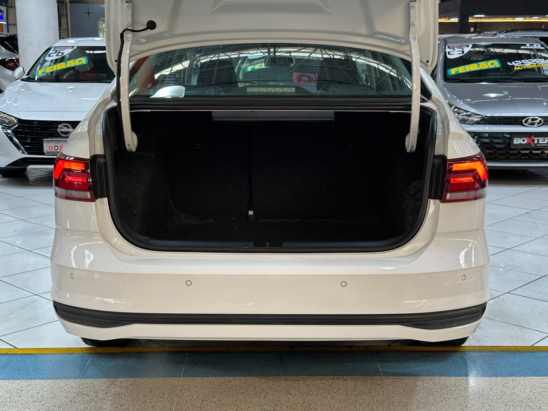 VOLKSWAGEN VIRTUS