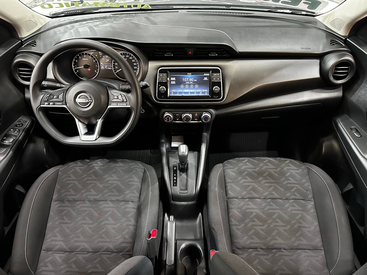NISSAN KICKS PLAY