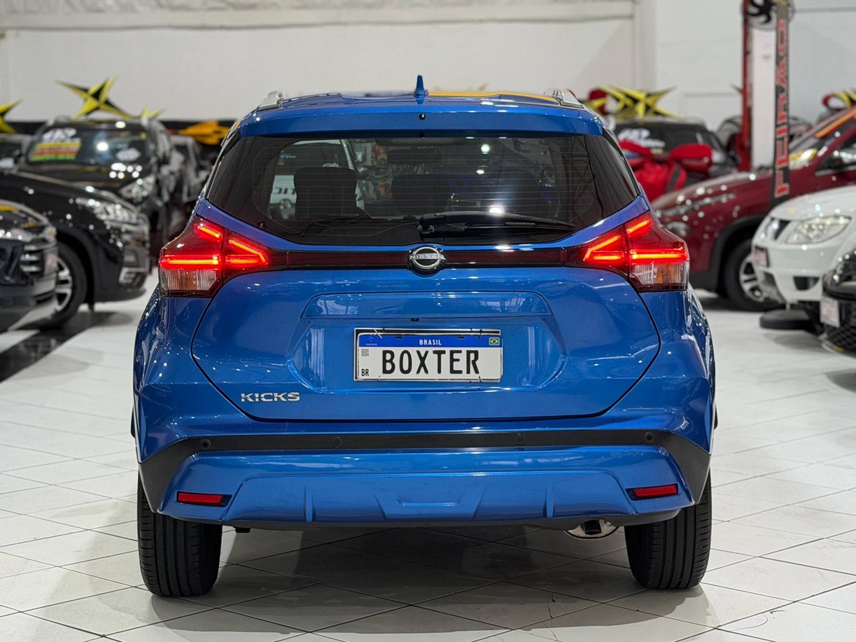 NISSAN KICKS