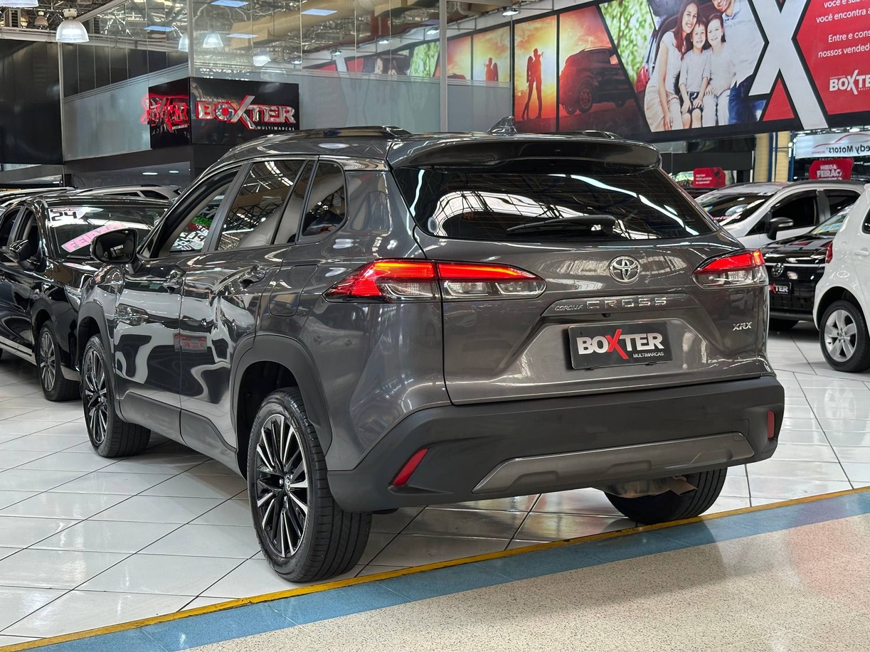 TOYOTA COROLLA CROSS