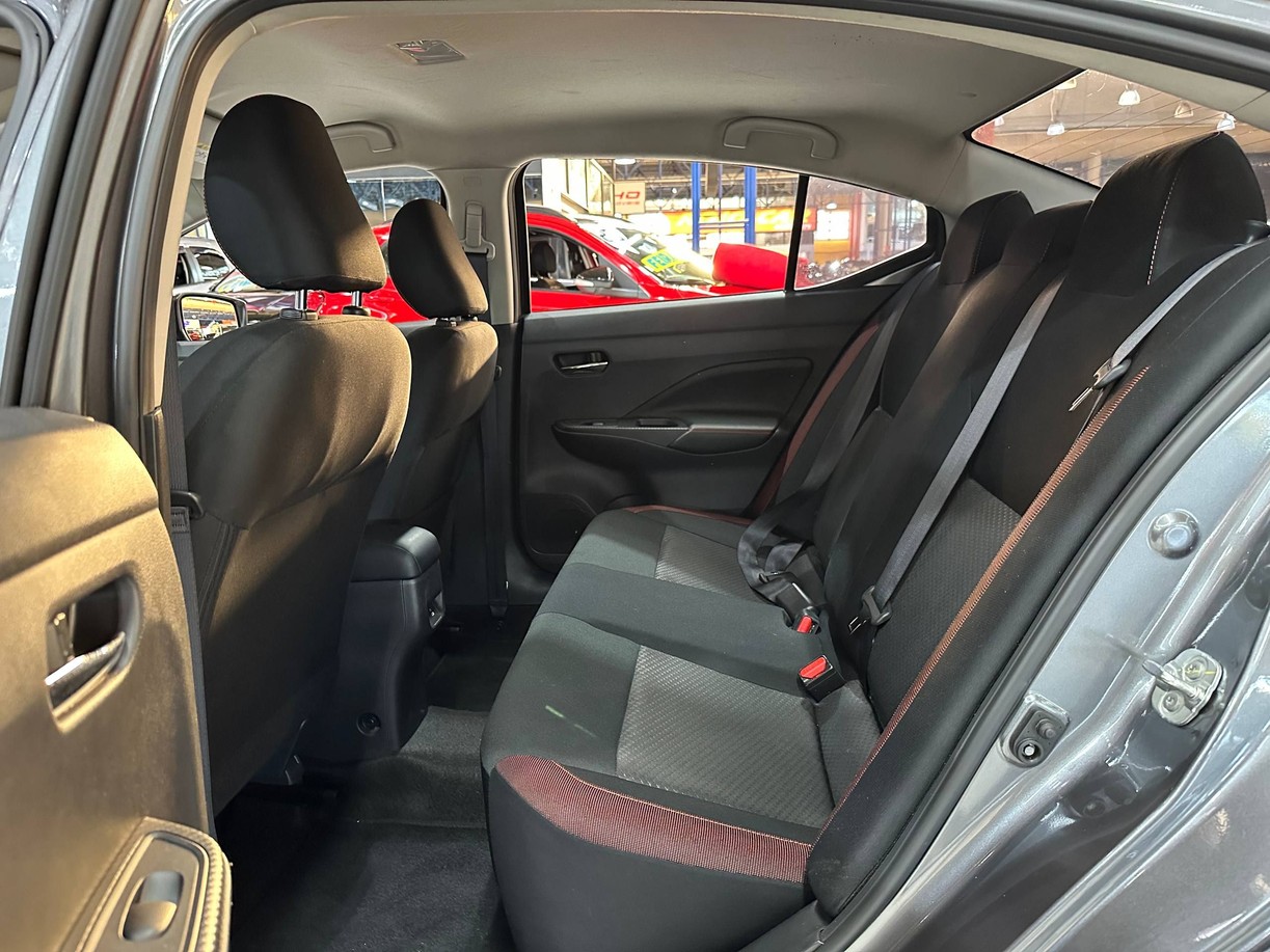 NISSAN VERSA