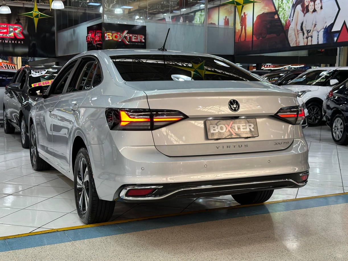VOLKSWAGEN VIRTUS