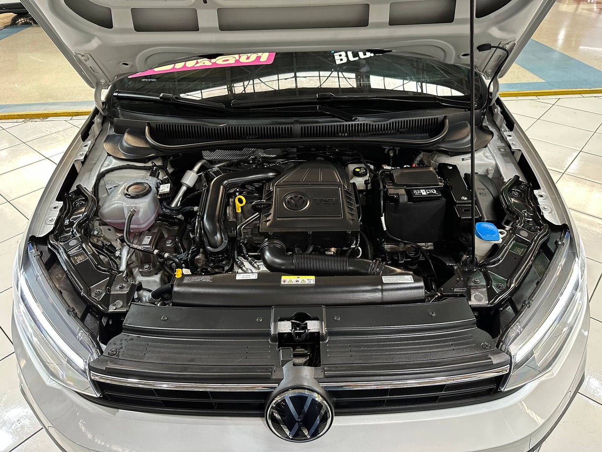 VOLKSWAGEN VIRTUS