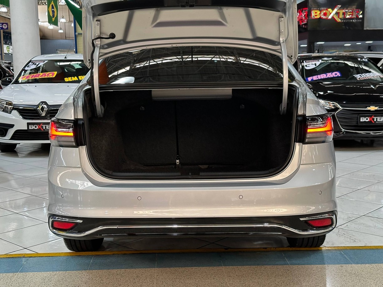 VOLKSWAGEN VIRTUS