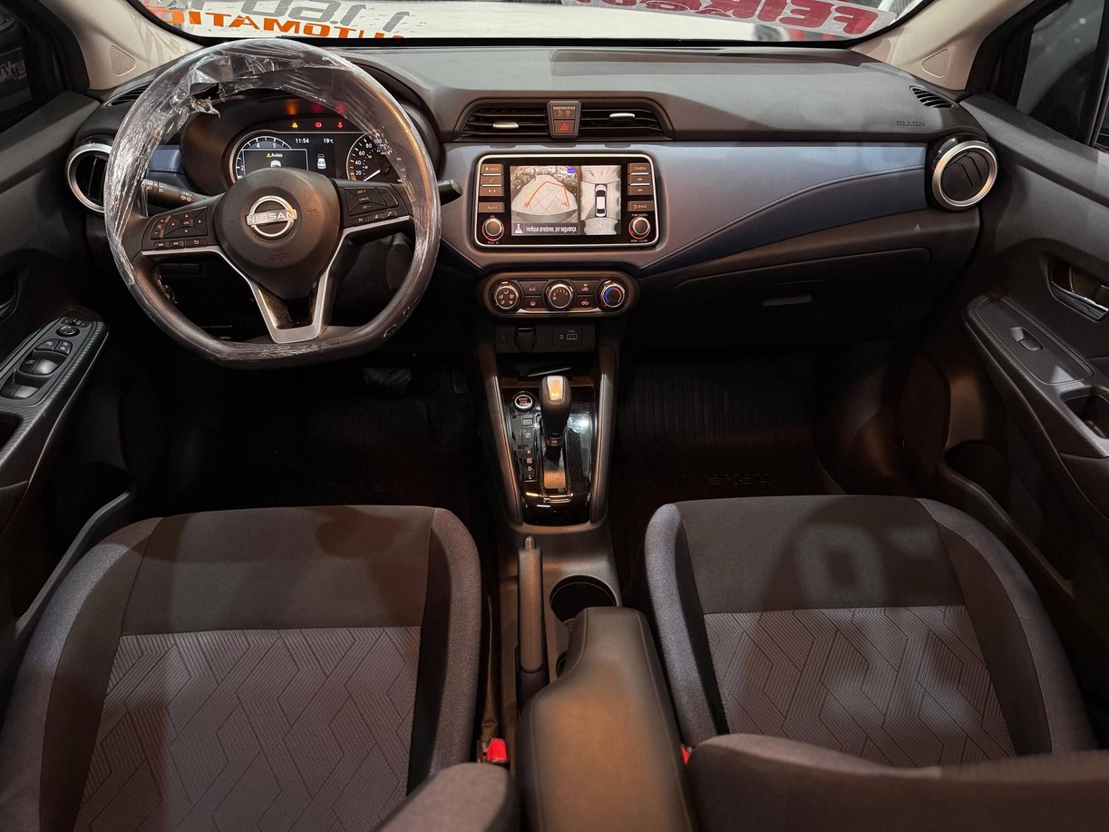 NISSAN VERSA