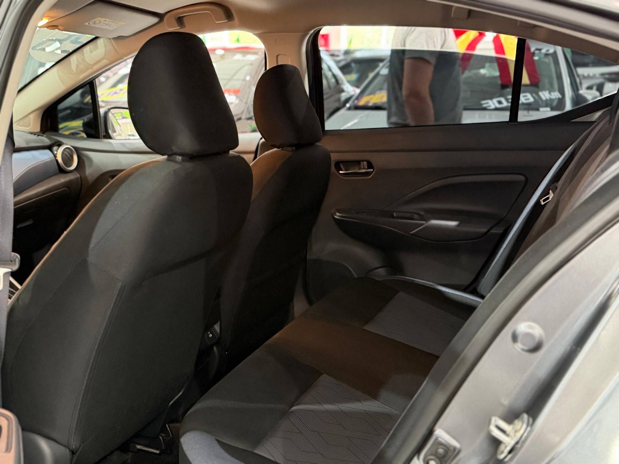 NISSAN VERSA