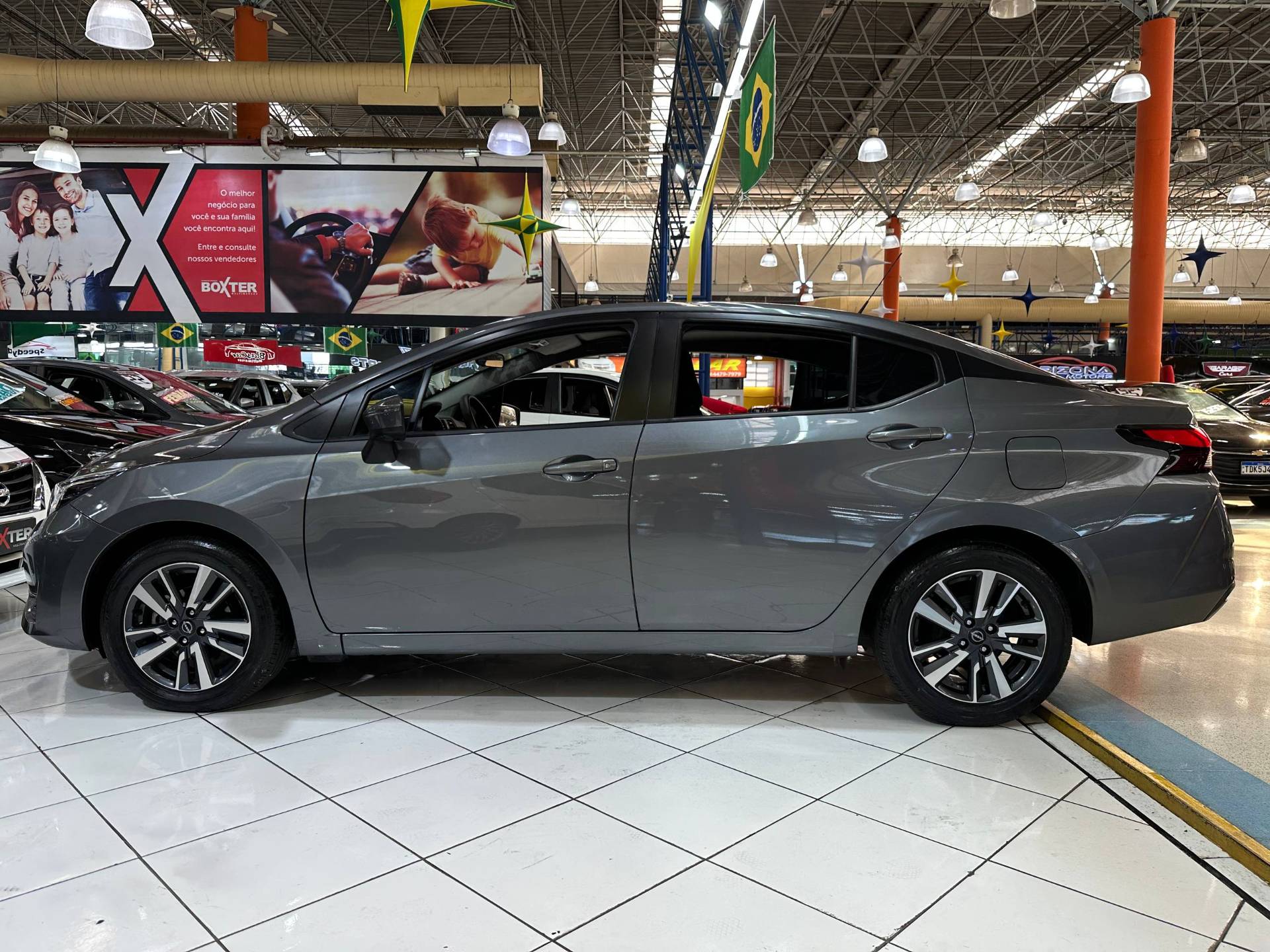 NISSAN VERSA