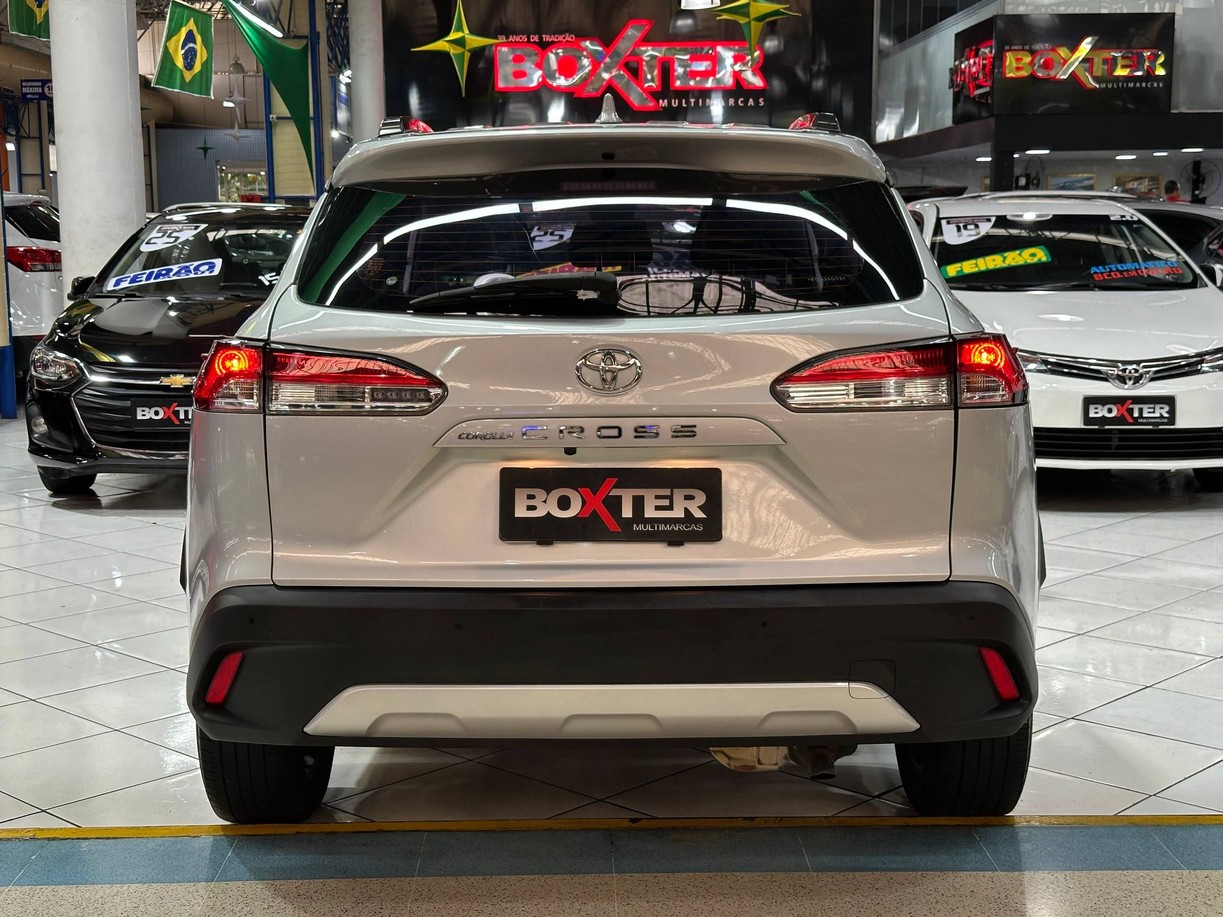 TOYOTA COROLLA CROSS