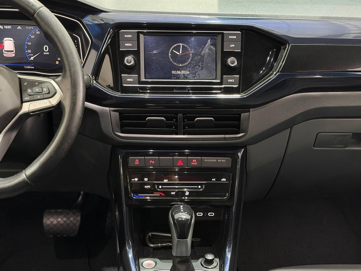 VOLKSWAGEN T-CROSS