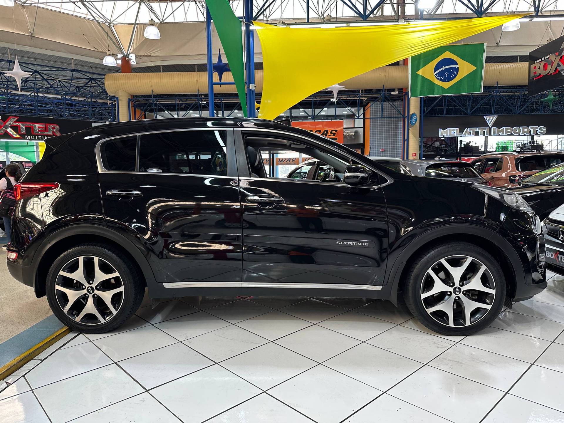 KIA SPORTAGE