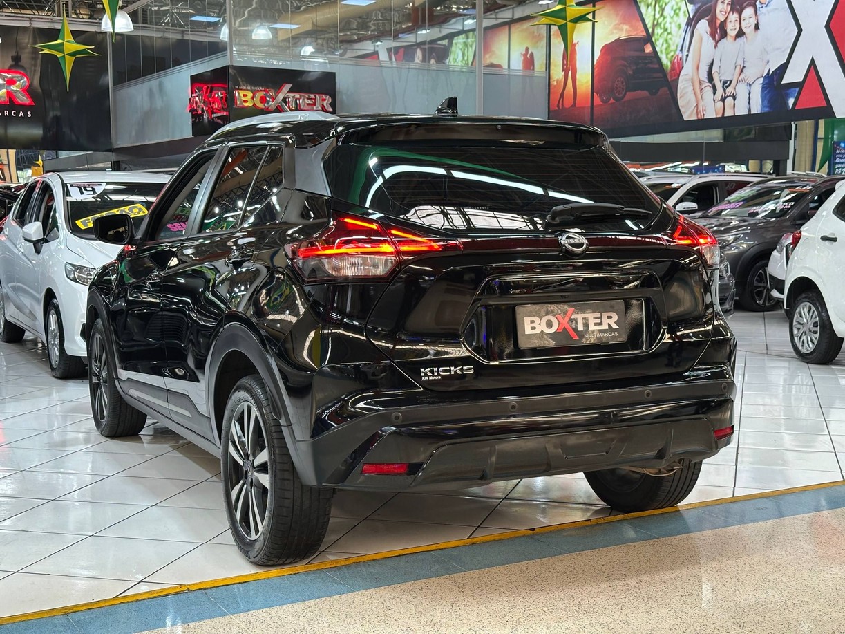 NISSAN KICKS