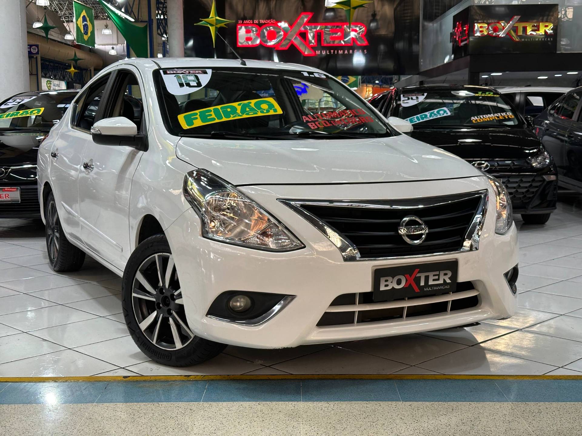 NISSAN VERSA