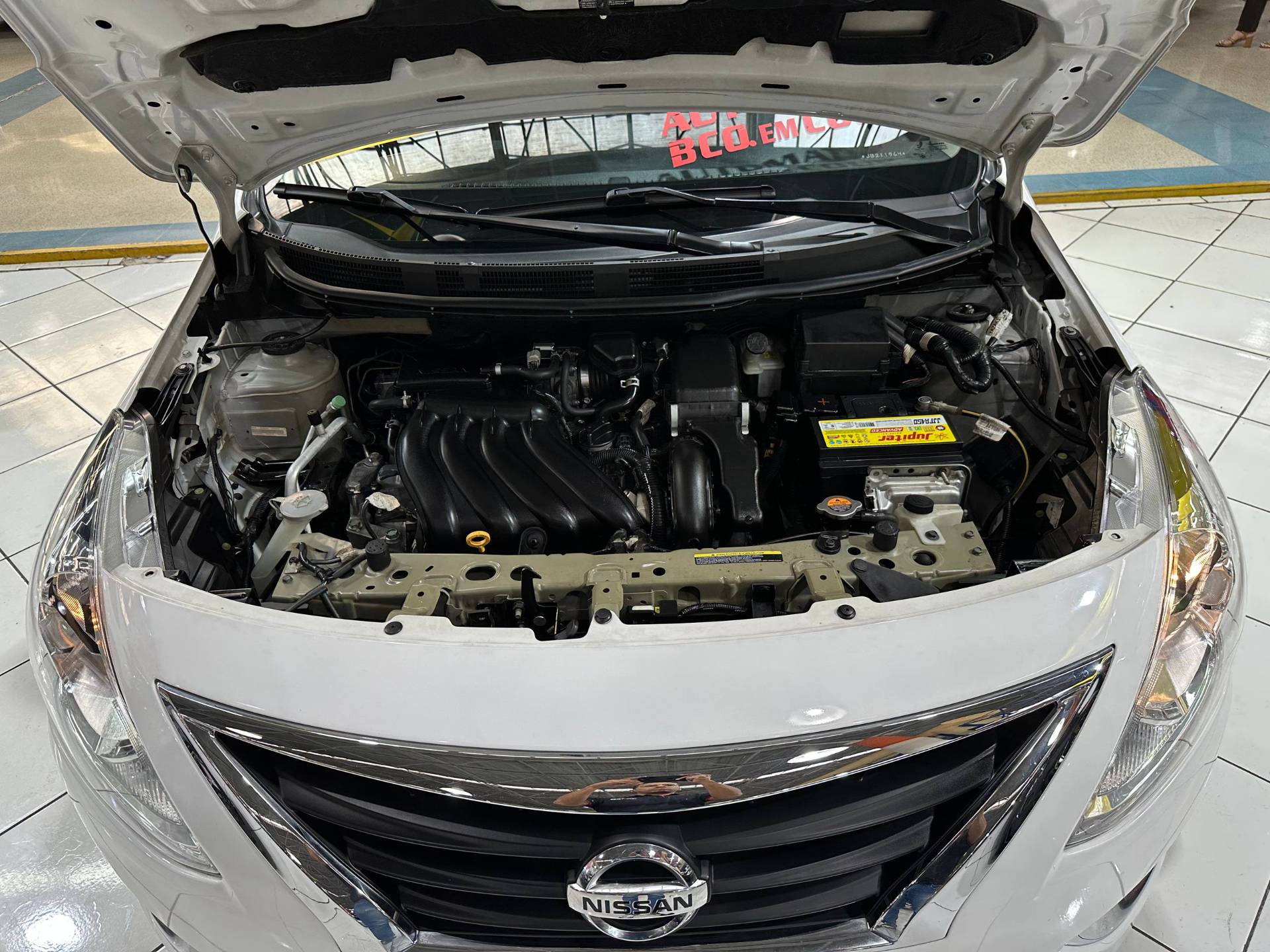 NISSAN VERSA