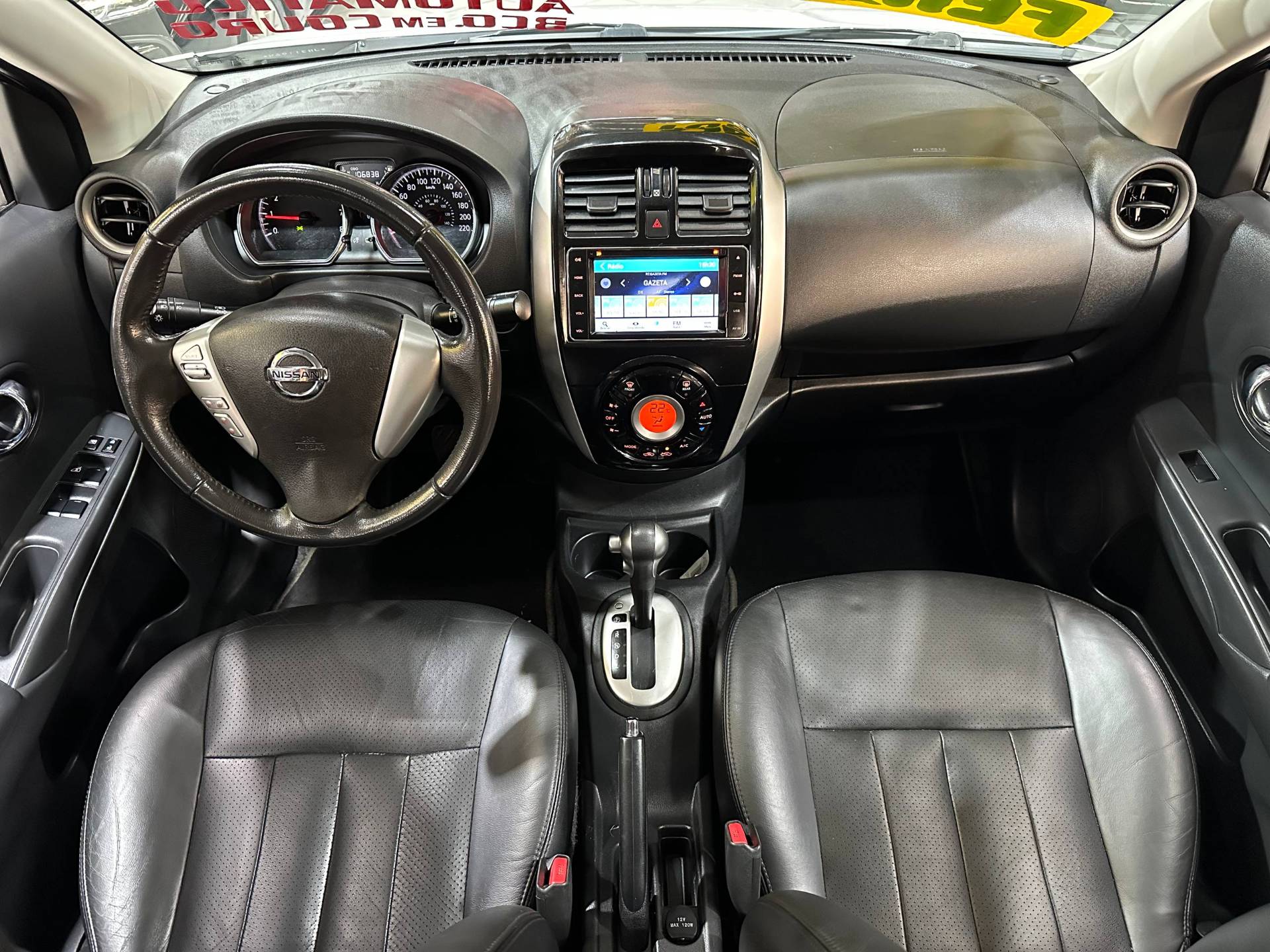 NISSAN VERSA