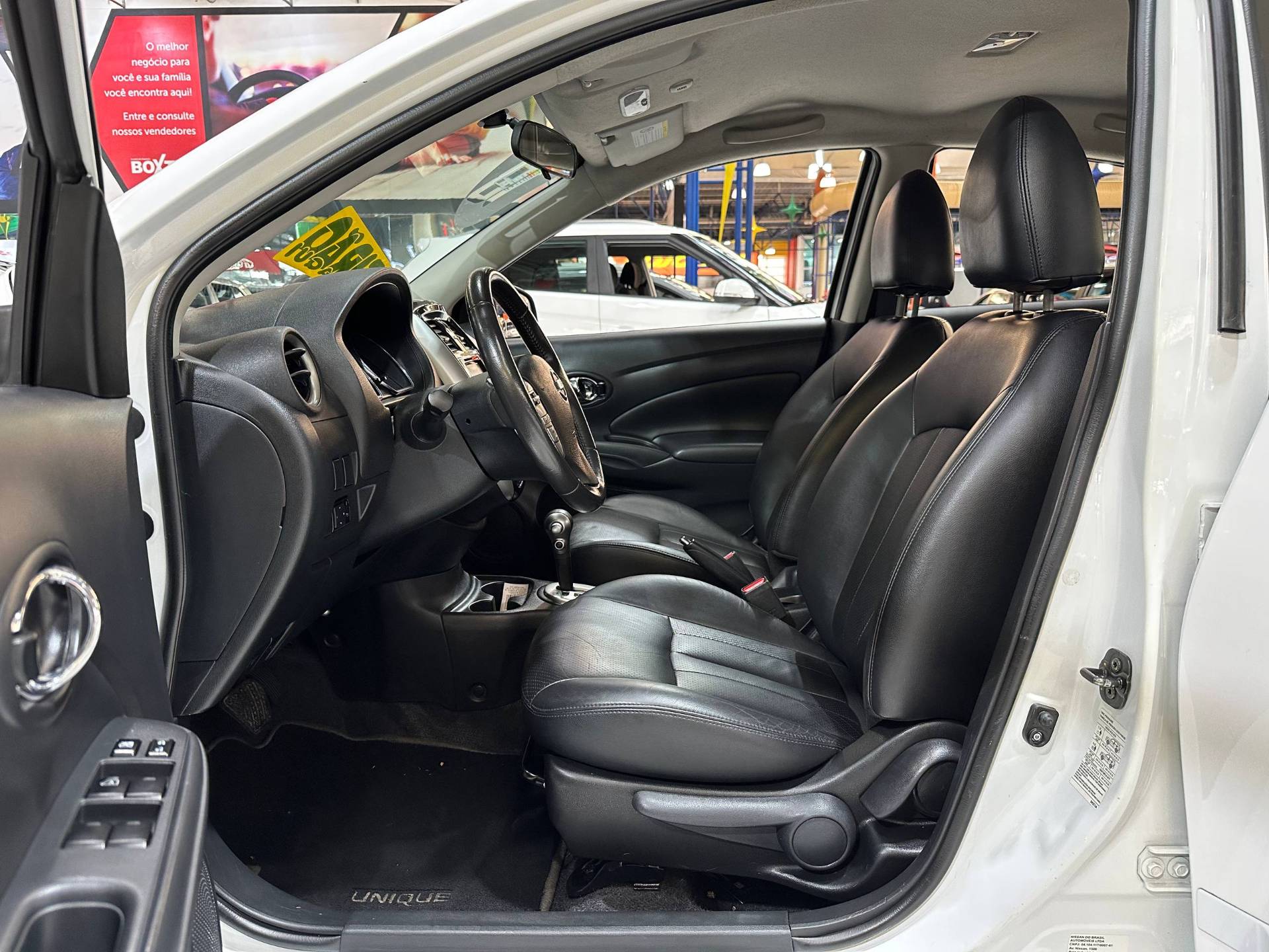 NISSAN VERSA