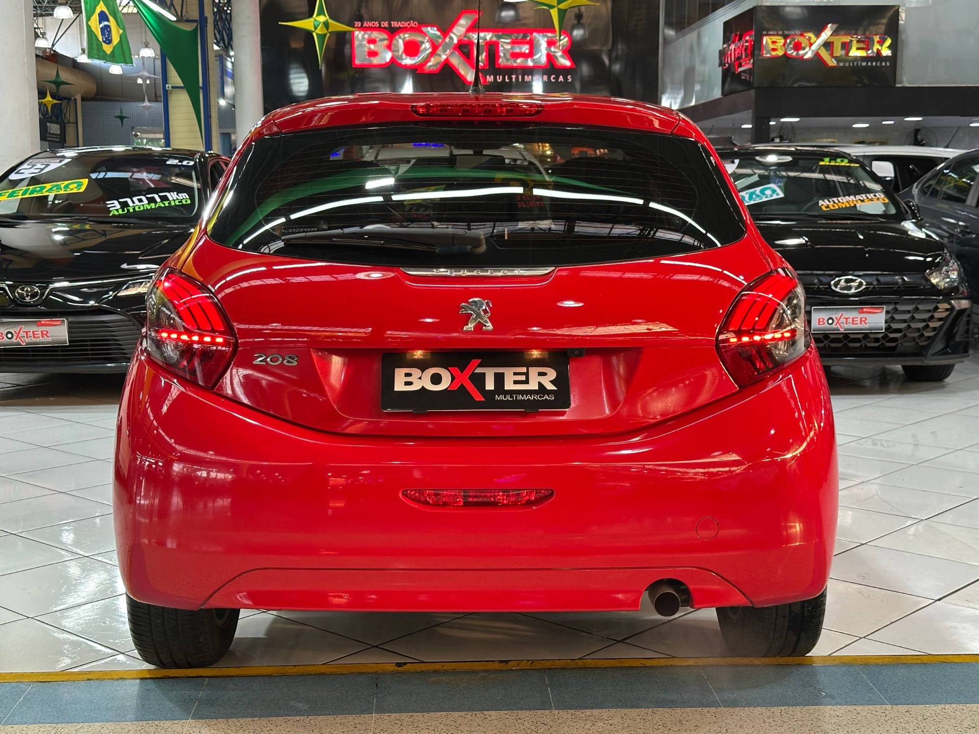 PEUGEOT 208
