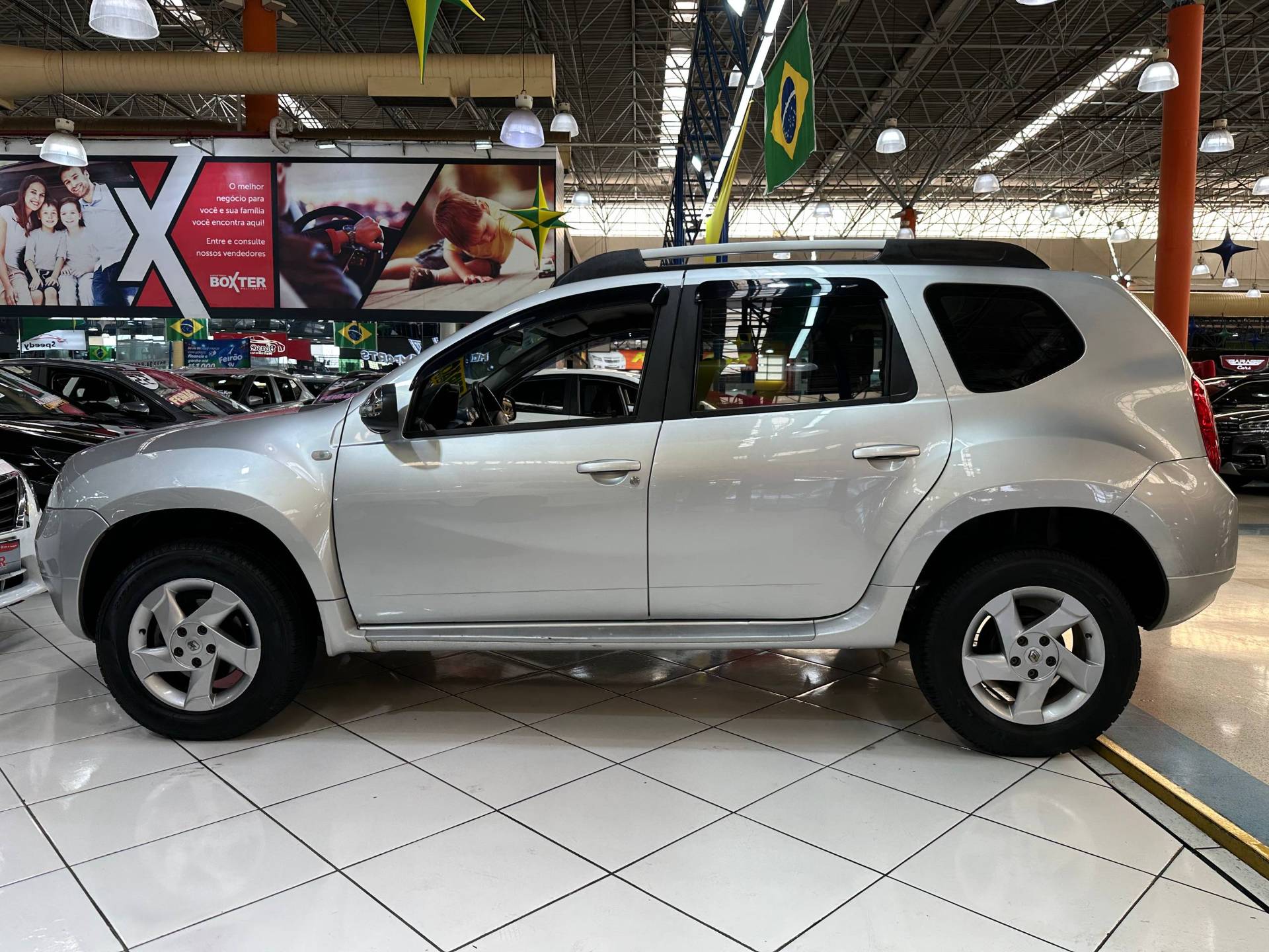 RENAULT DUSTER