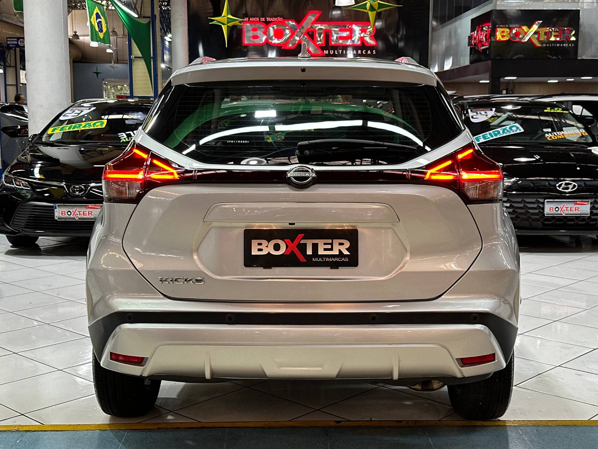 NISSAN KICKS