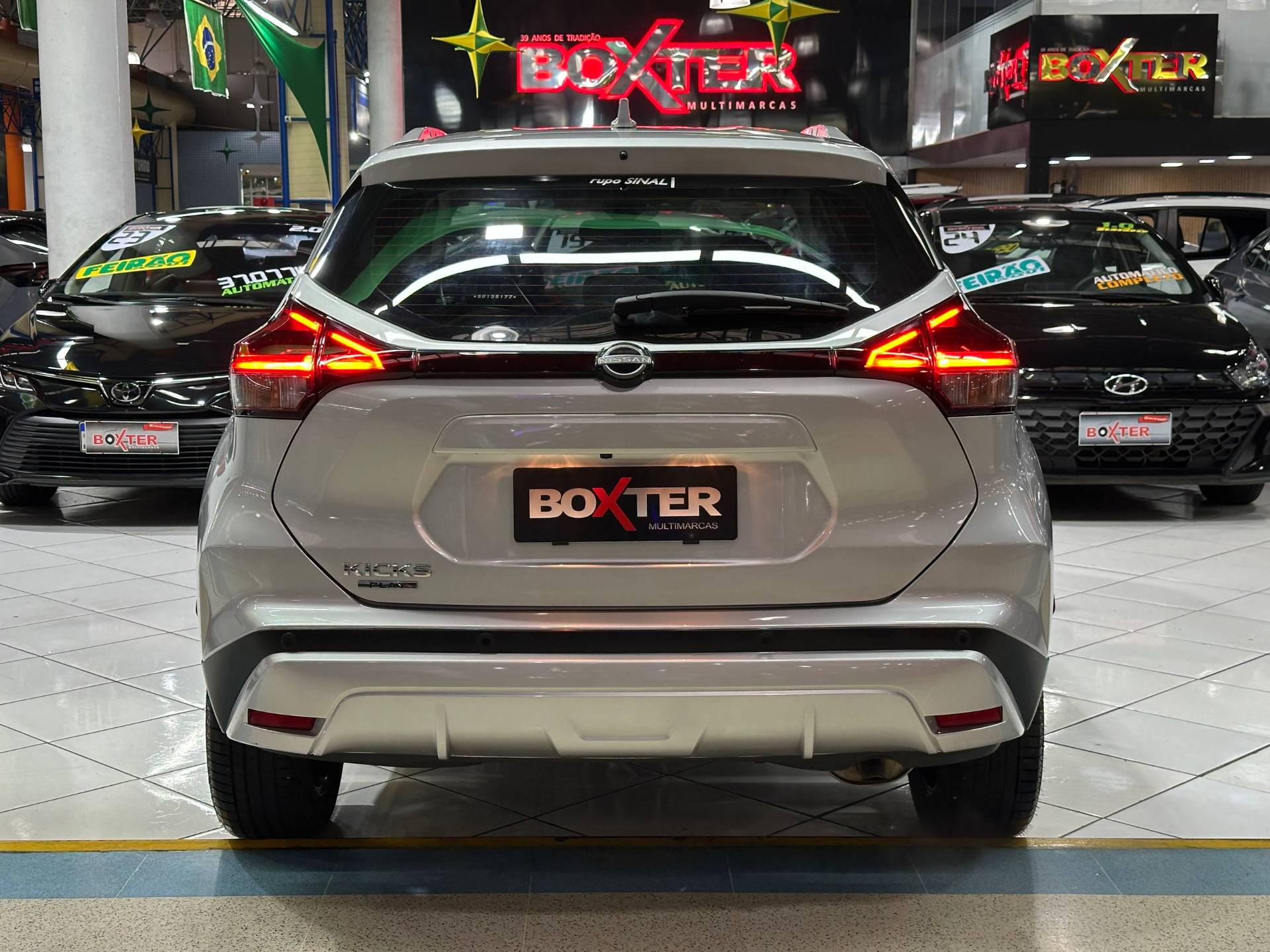 NISSAN KICKS PLAY